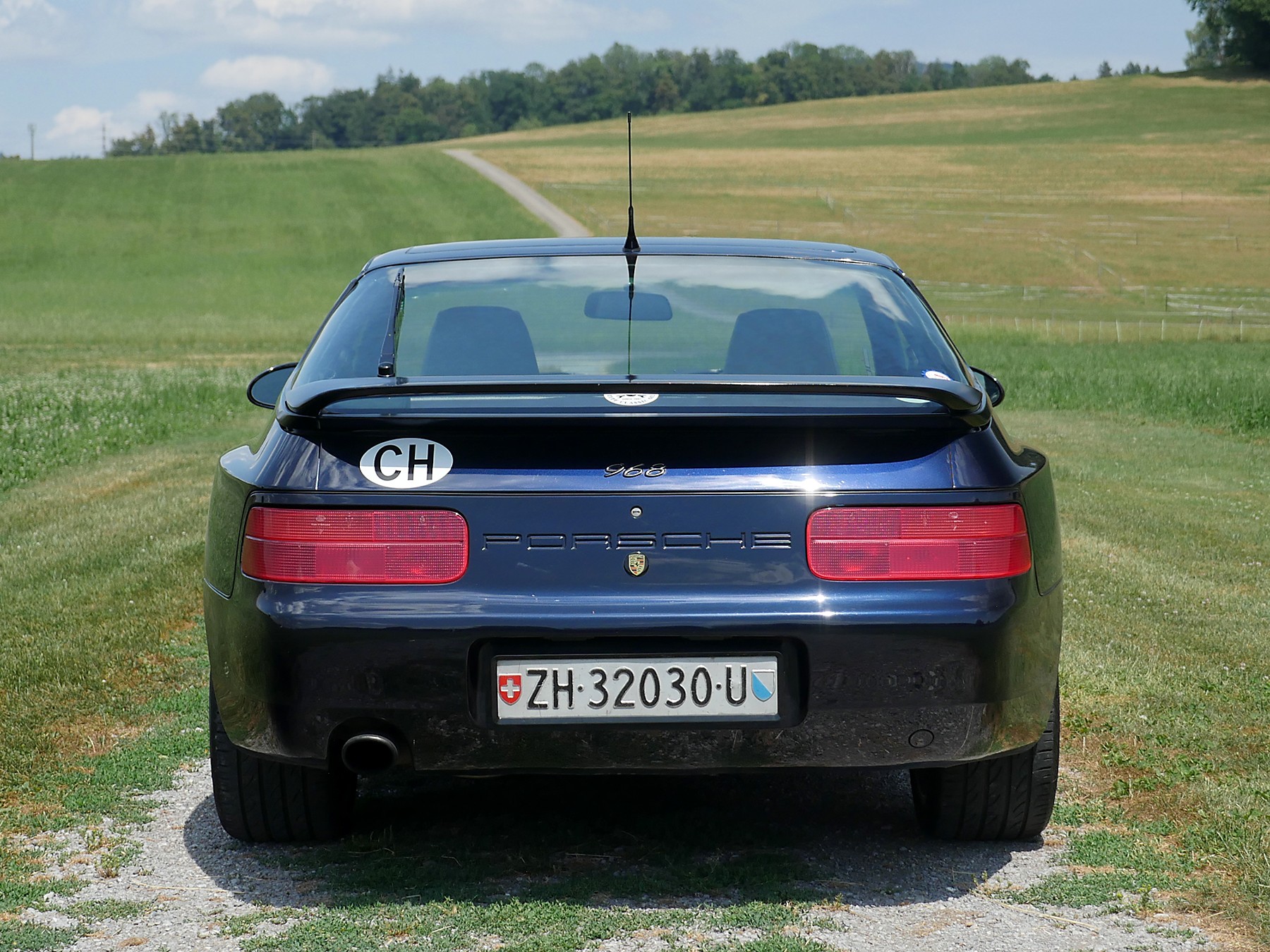 PORSCHE 968-image-7