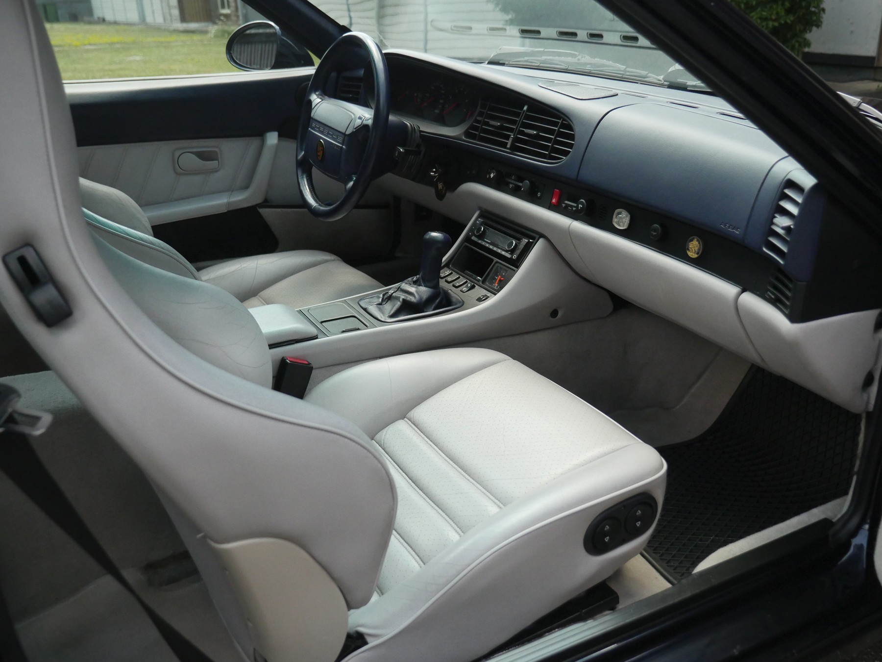 PORSCHE 968-image-9