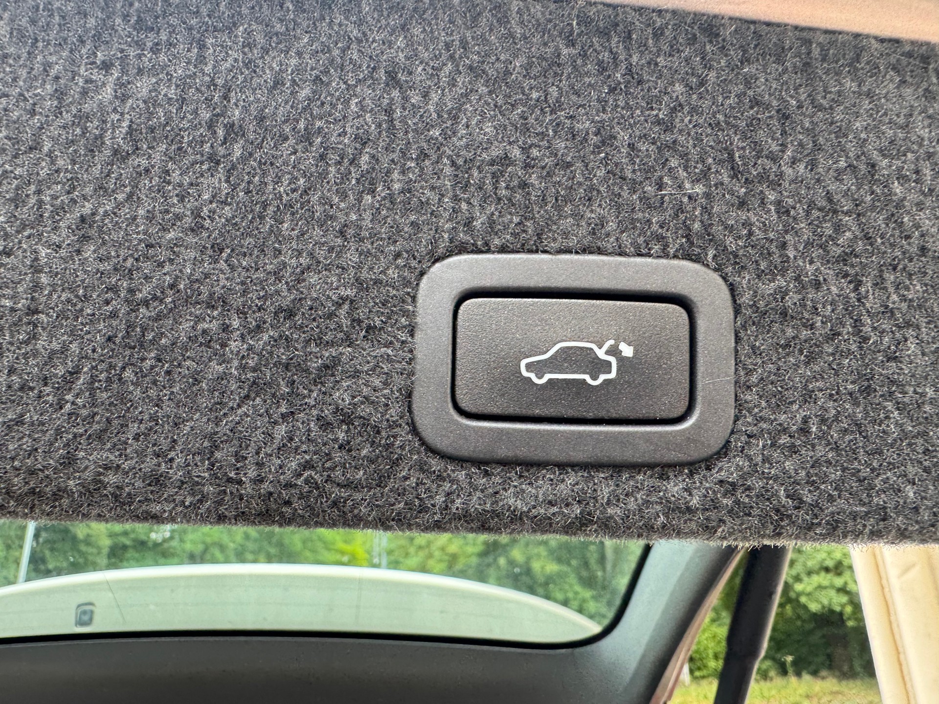 VOLVO XC60 D3 AWD Momentum-image-12