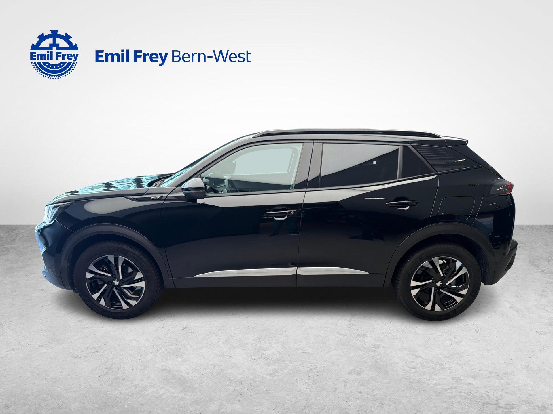 PEUGEOT 2008 1.2 PureTech 155 GT-image-1