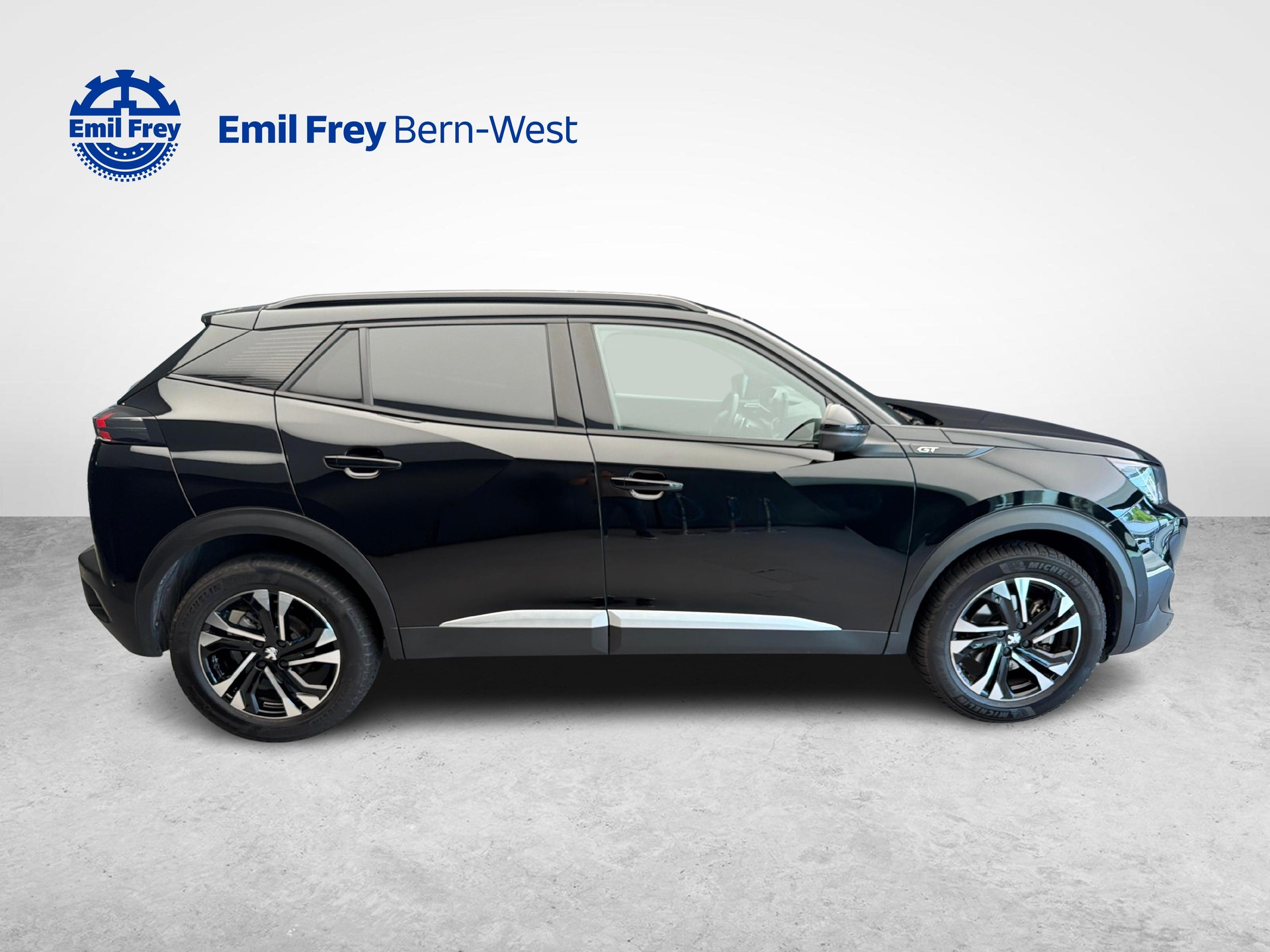 PEUGEOT 2008 1.2 PureTech 155 GT-image-5