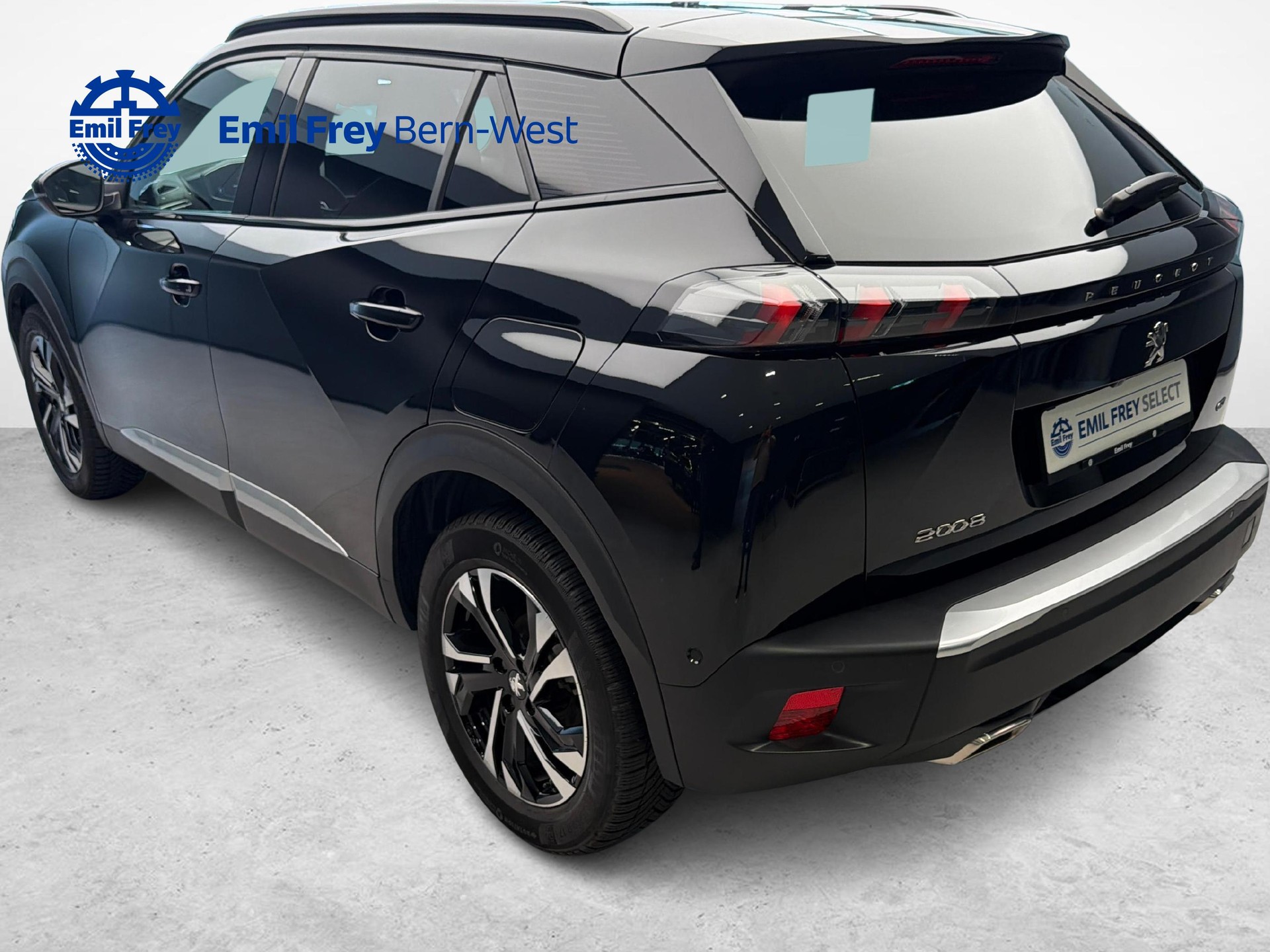PEUGEOT 2008 1.2 PureTech 155 GT-image-2