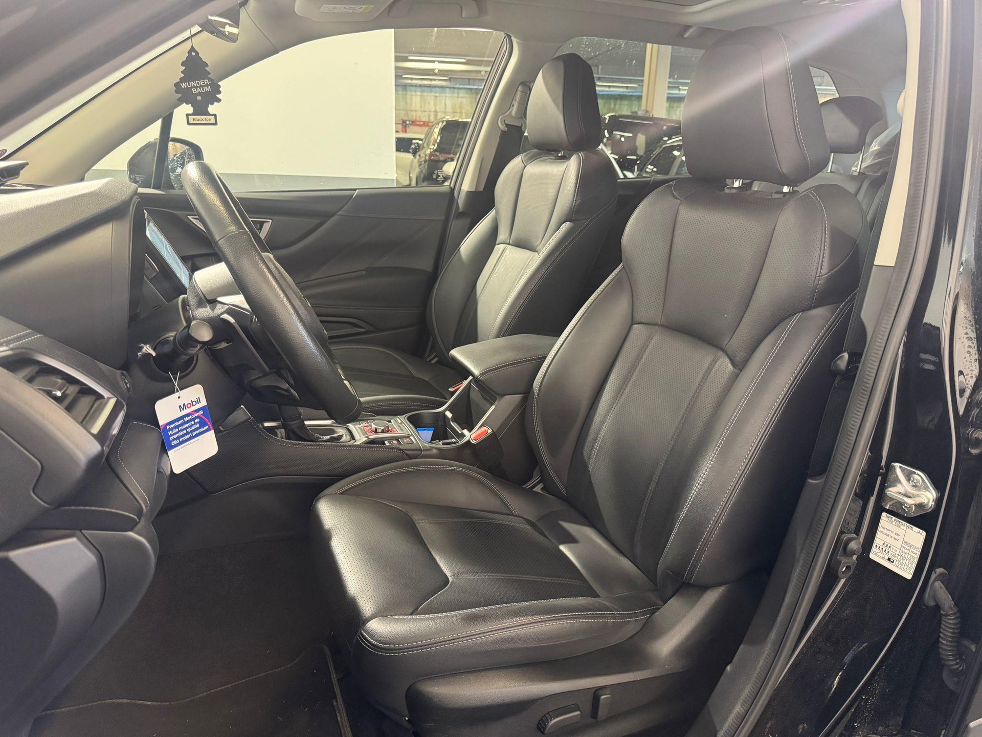 SUBARU Forester Station 2.0i e-Boxer Black Edition-showroom-element-2