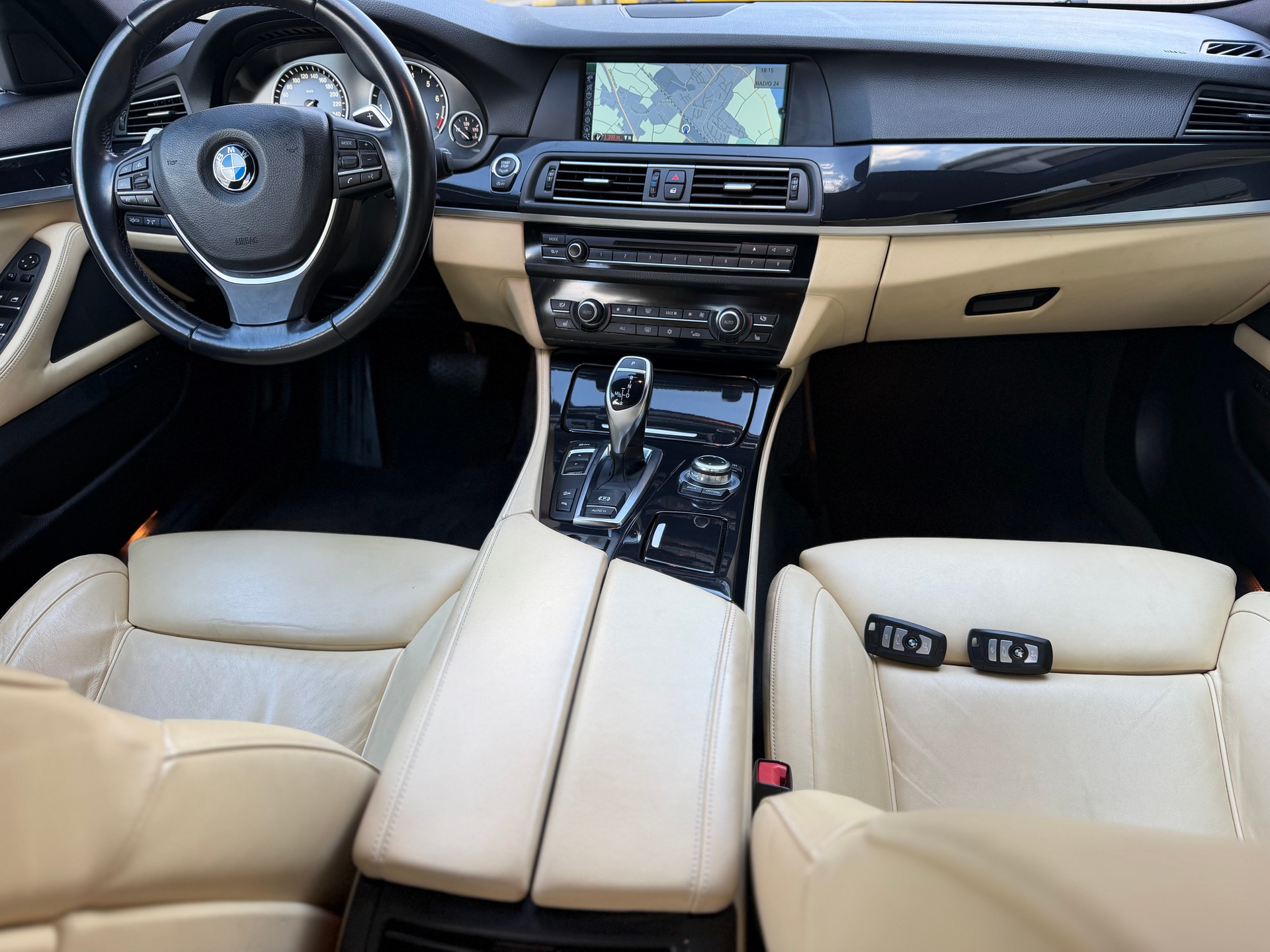 BMW 535i xDrive Steptronic-image-15
