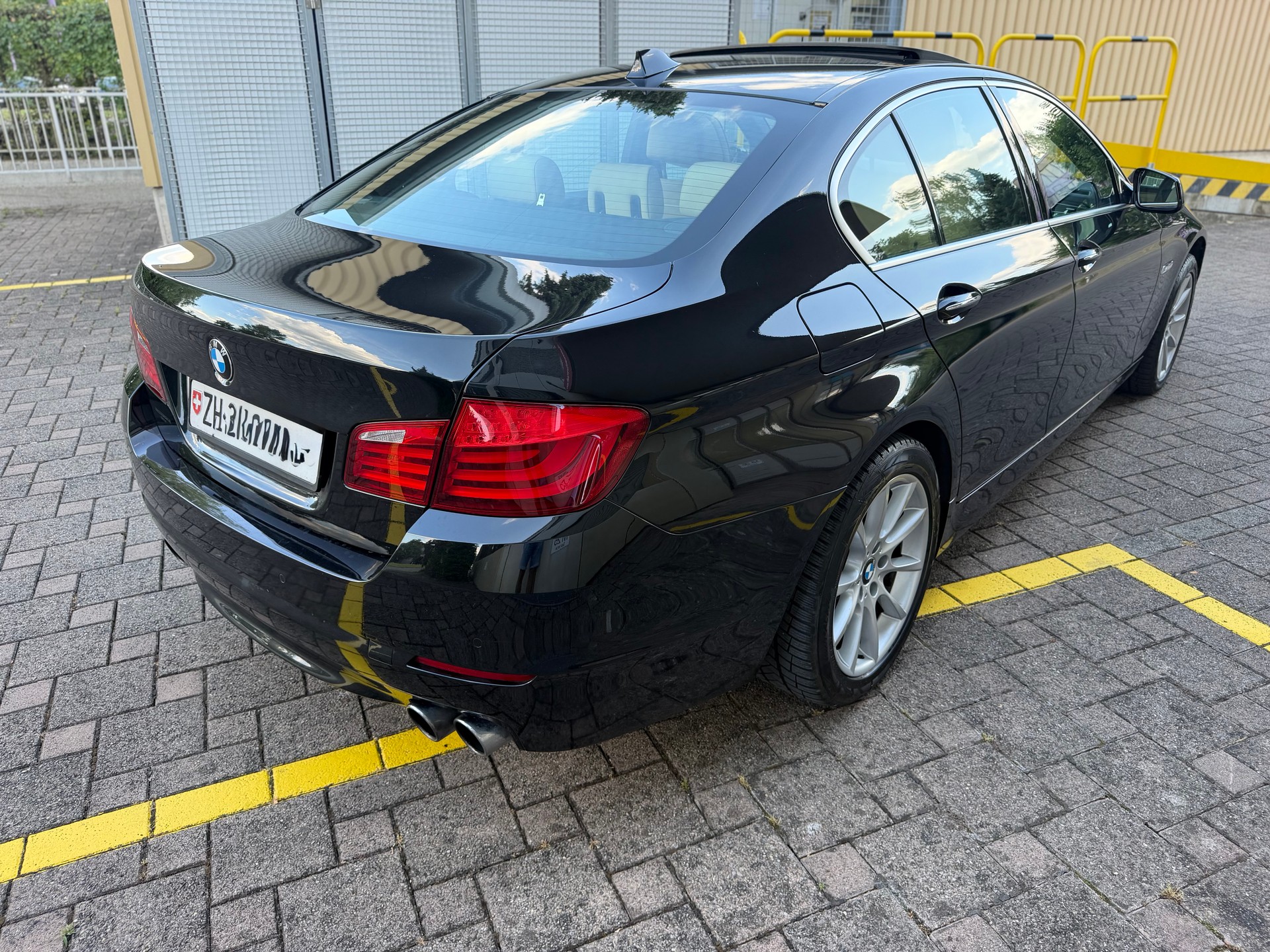 BMW 535i xDrive Steptronic-image-28