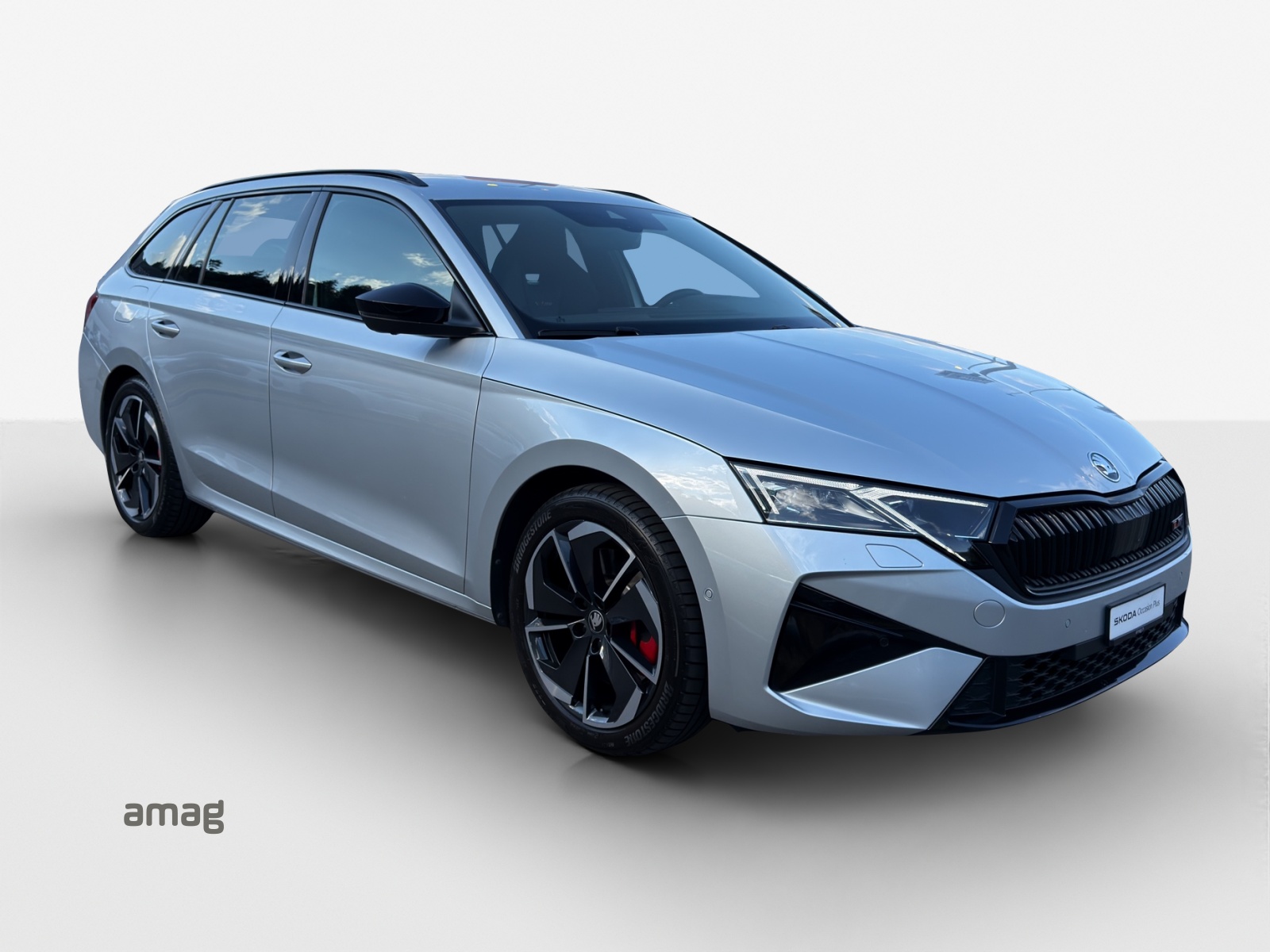 SKODA Octavia Combi 2.0 TSI DSG RS-image-5