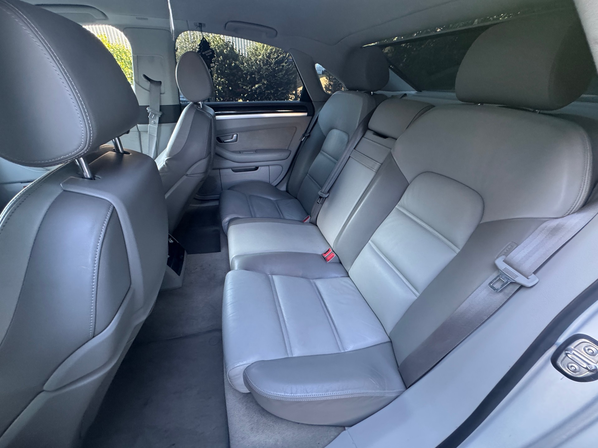 AUDI S8 5.2 V10 quattro tiptronic-image-8