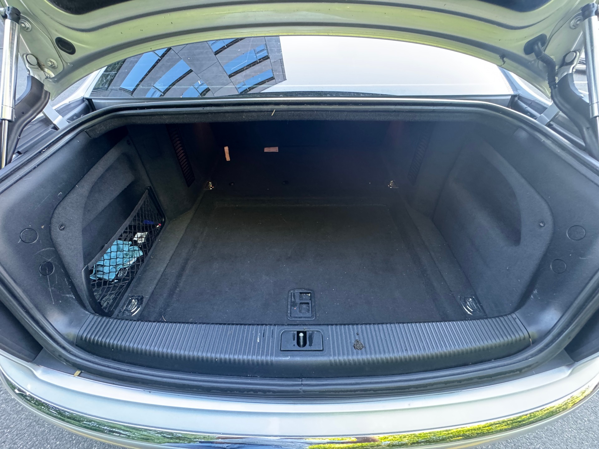AUDI S8 5.2 V10 quattro tiptronic-image-14