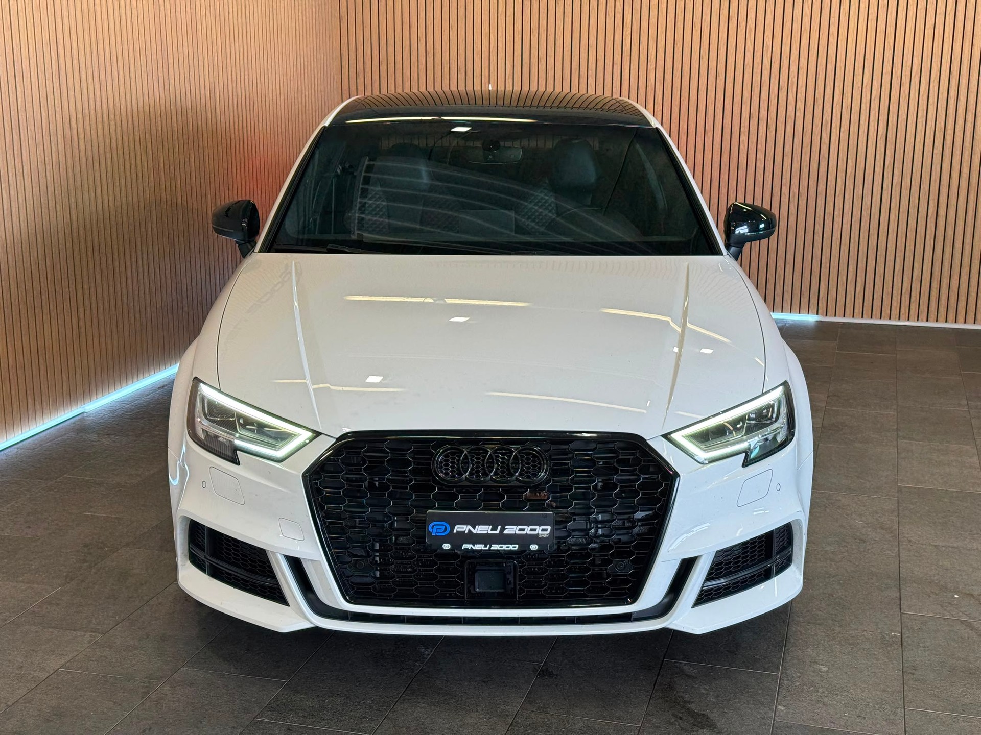 AUDI S3 Limousine 2.0 TFSI quattro S-tronic-image-1