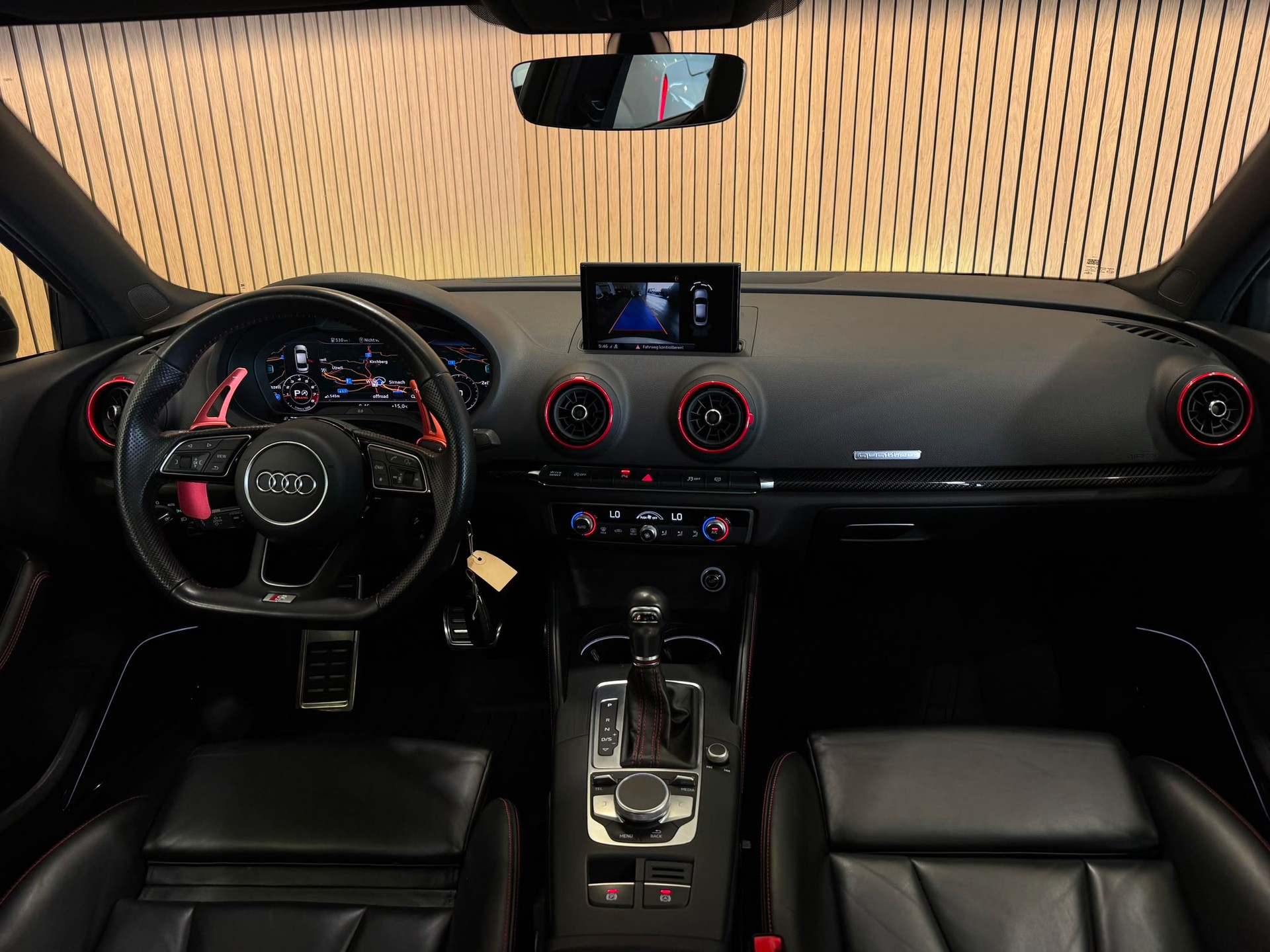 AUDI S3 Limousine 2.0 TFSI quattro S-tronic-image-8