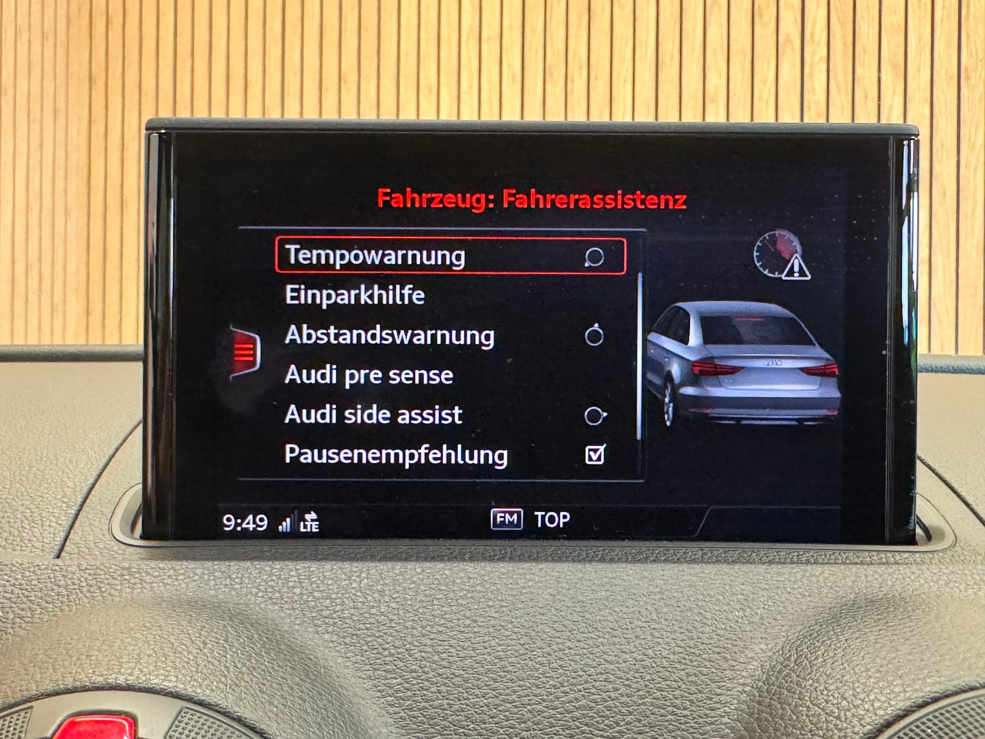 AUDI S3 Limousine 2.0 TFSI quattro S-tronic-image-19