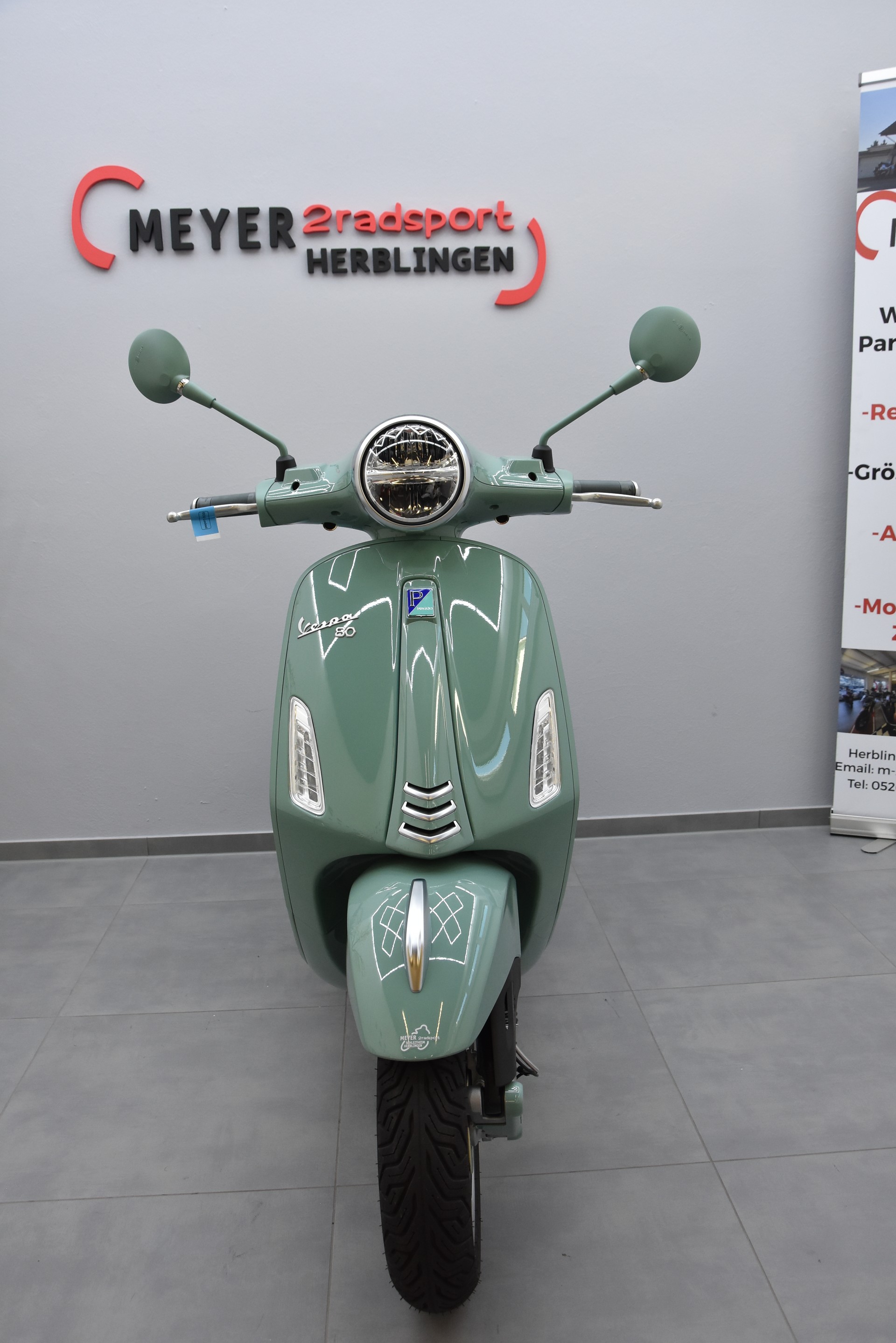 PIAGGIO 125 80th years-image-6