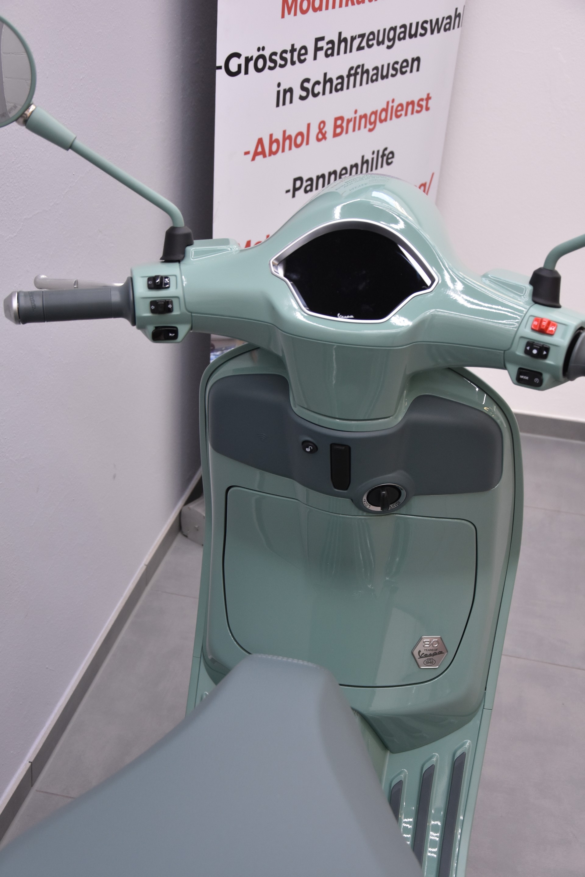 PIAGGIO 125 80th years-image-10