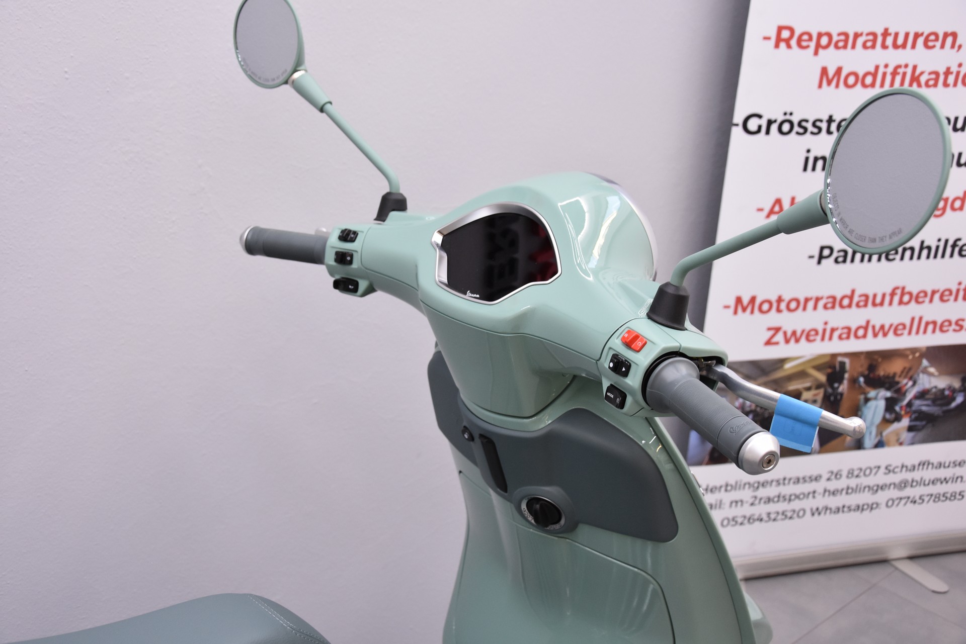 PIAGGIO 125 80th years-image-11