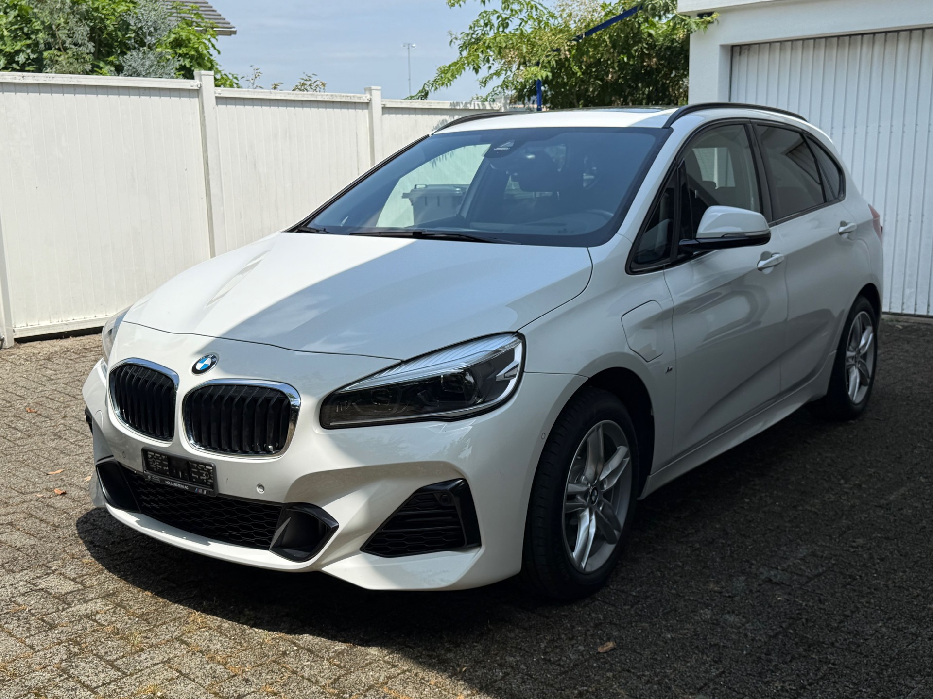 BMW 225xe Modell M Sport-image-0