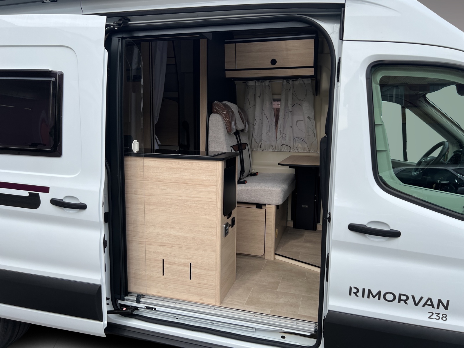 RIMOR Van Horus 238 AT 165PS-image-10