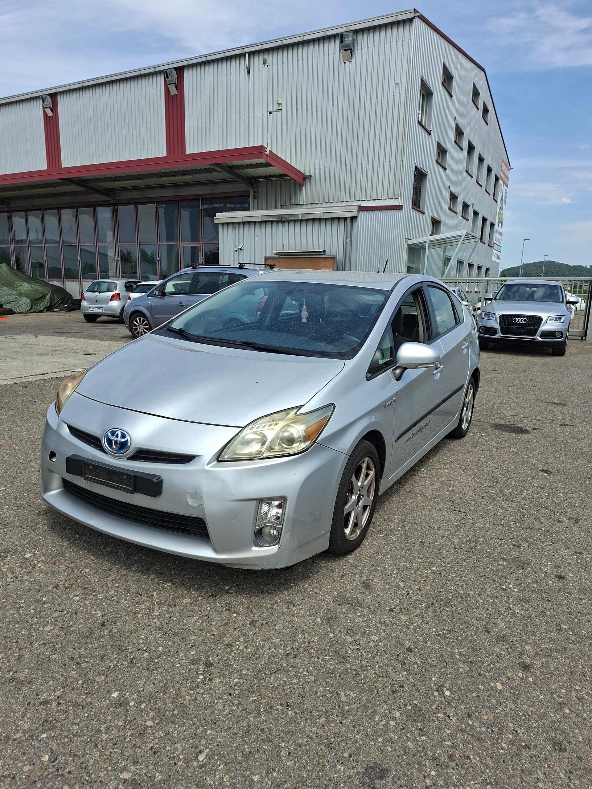 TOYOTA Prius 1.8 16V HSD Sol-image-0