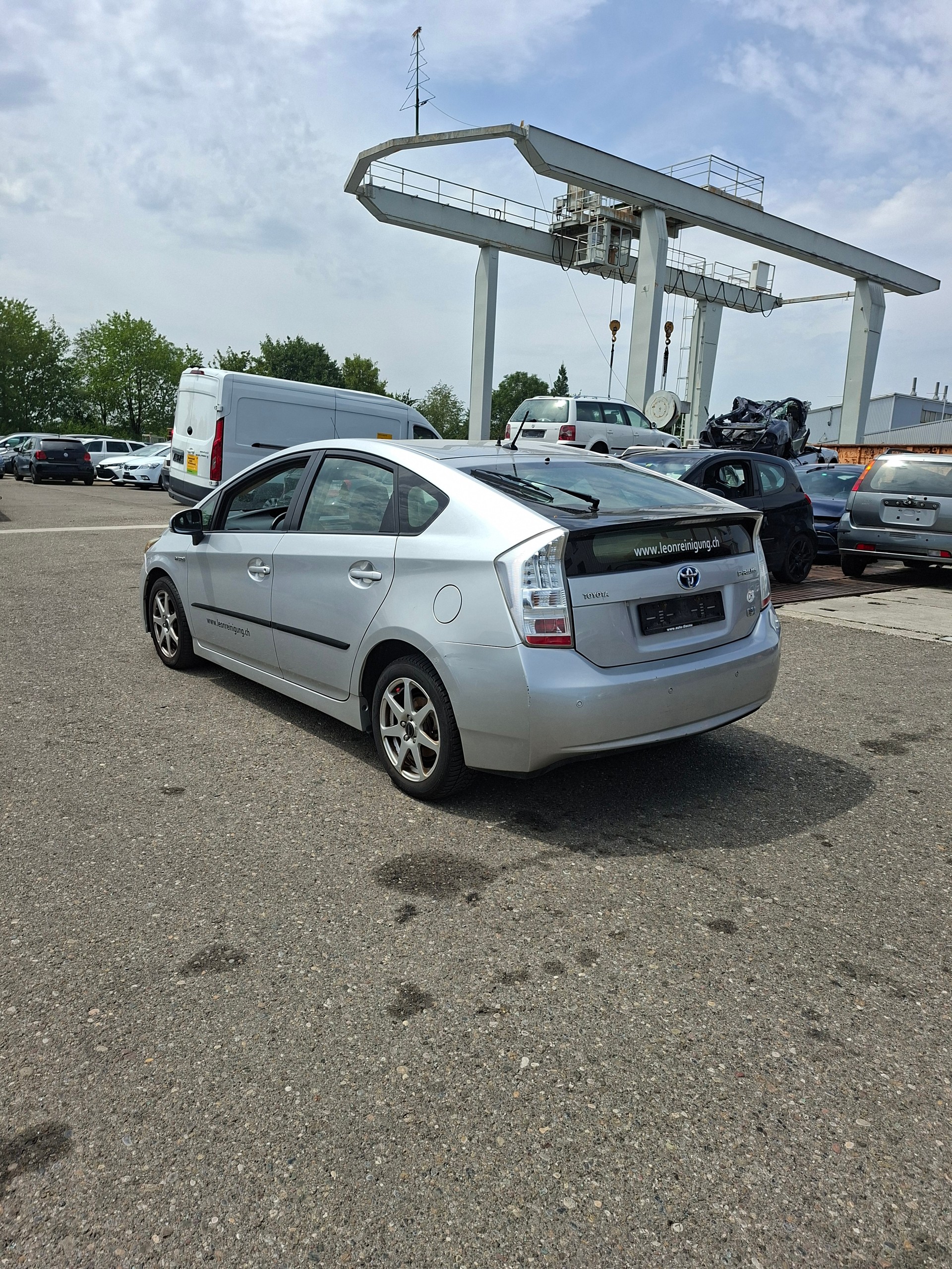 TOYOTA Prius 1.8 16V HSD Sol-image-1