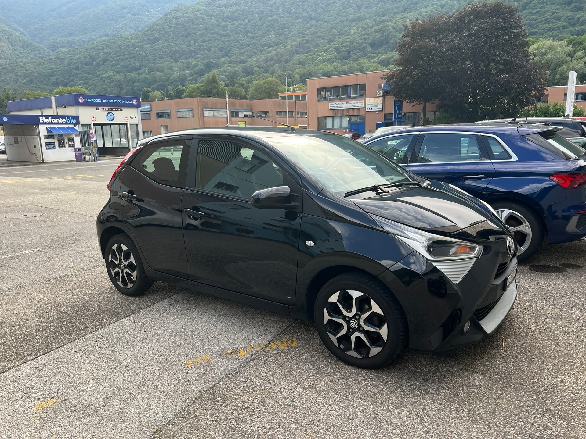 TOYOTA Aygo 1.0 VVT-i Trend-image-0