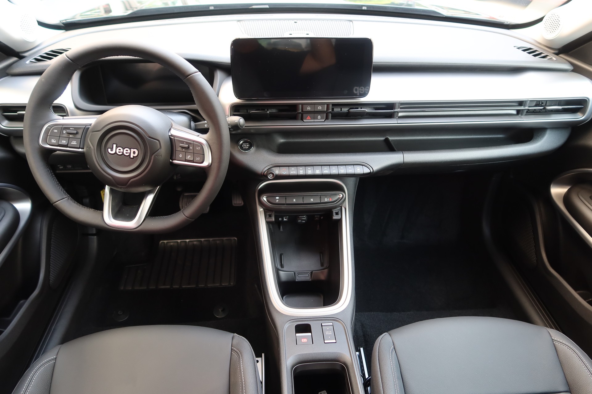 JEEP Avenger 1.2 Turbo Summit-image-6