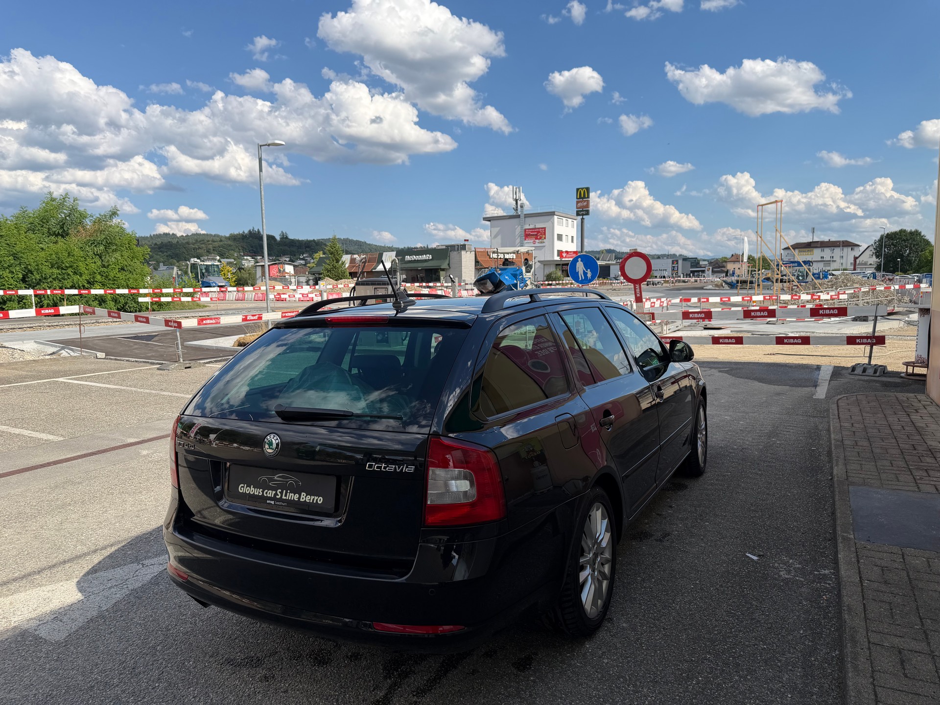 SKODA Octavia Combi 2.0 TDI Laurin & Klement 4x4 DSG-image-3