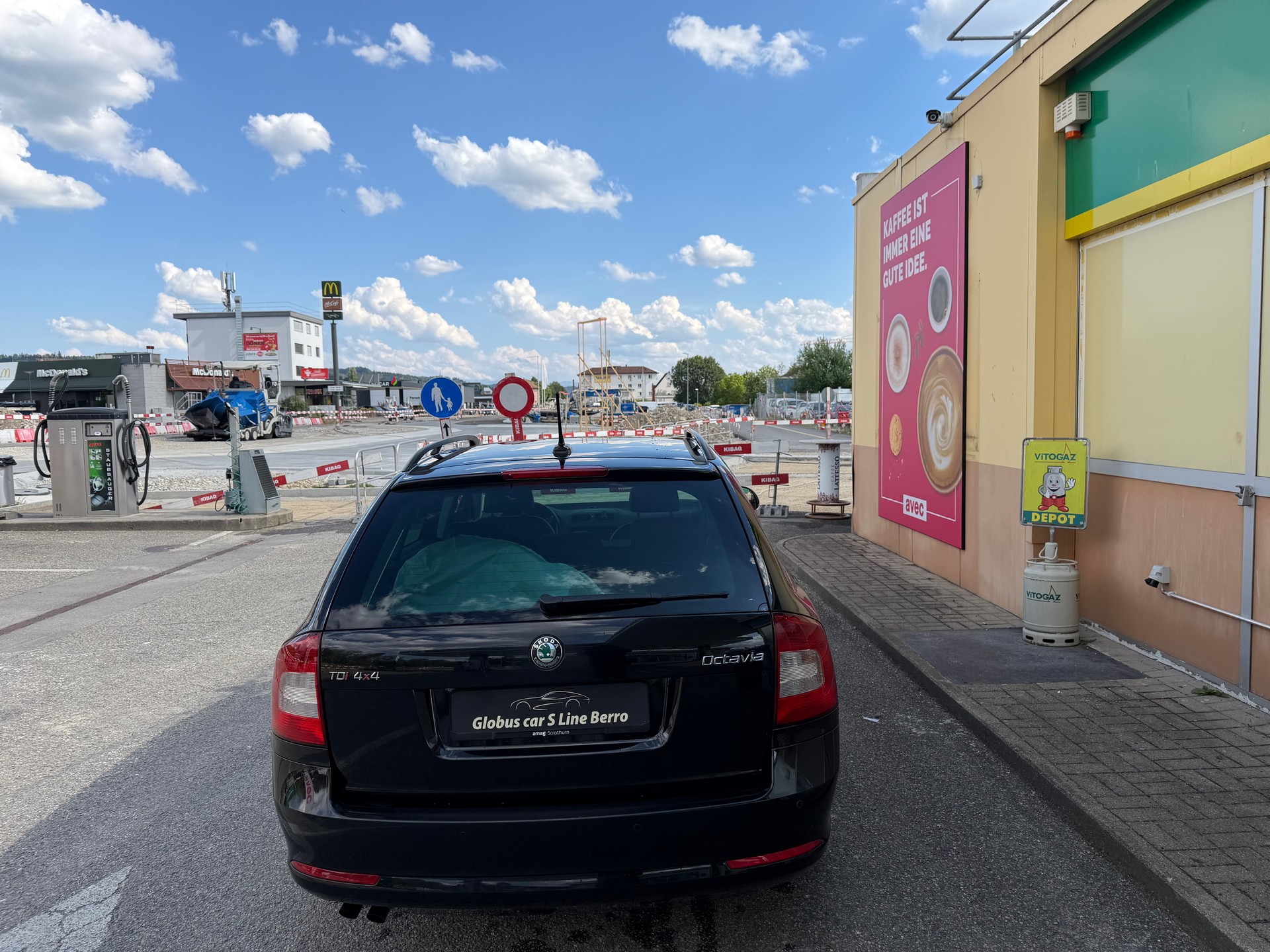 SKODA Octavia Combi 2.0 TDI Laurin & Klement 4x4 DSG-image-4