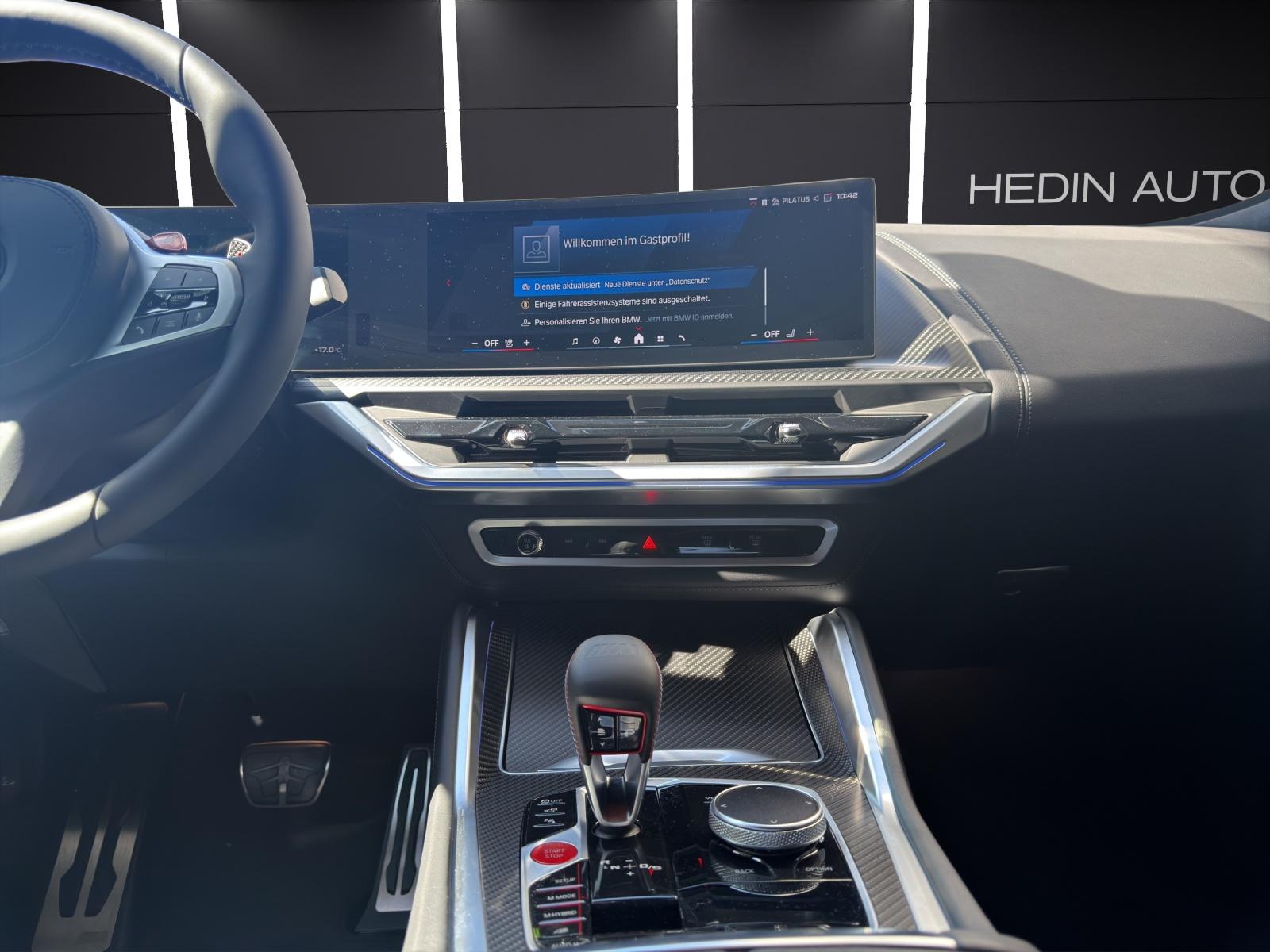 BMW XM 50e Plug-in Hybrid-image-12