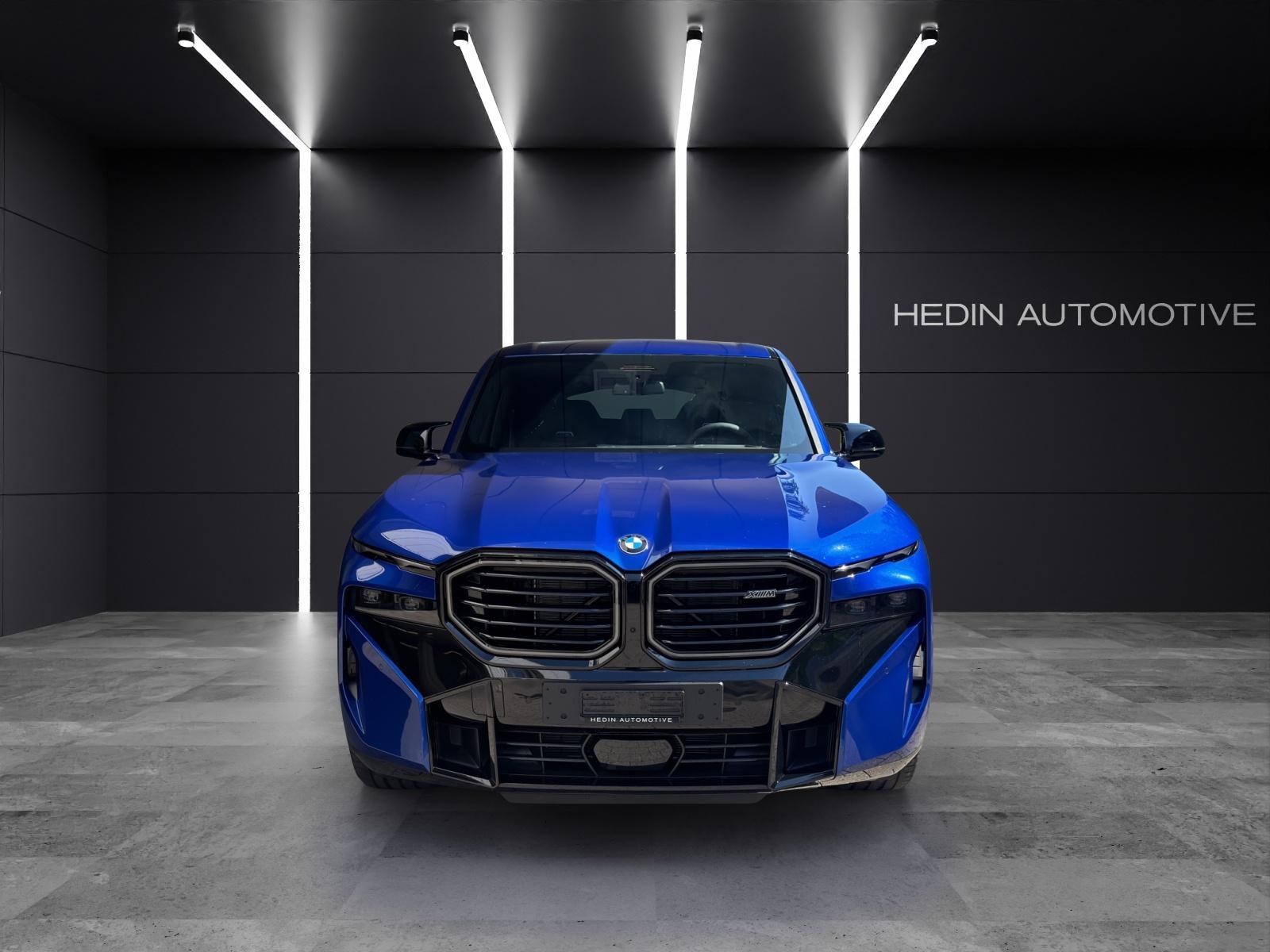 BMW XM 50e Plug-in Hybrid-image-6