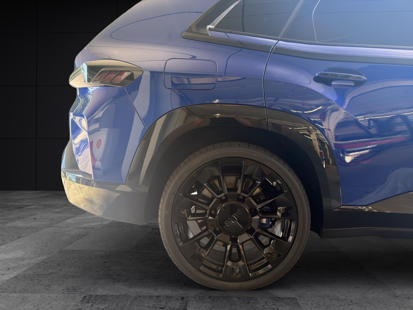 BMW XM 50e Plug-in Hybrid-image-19