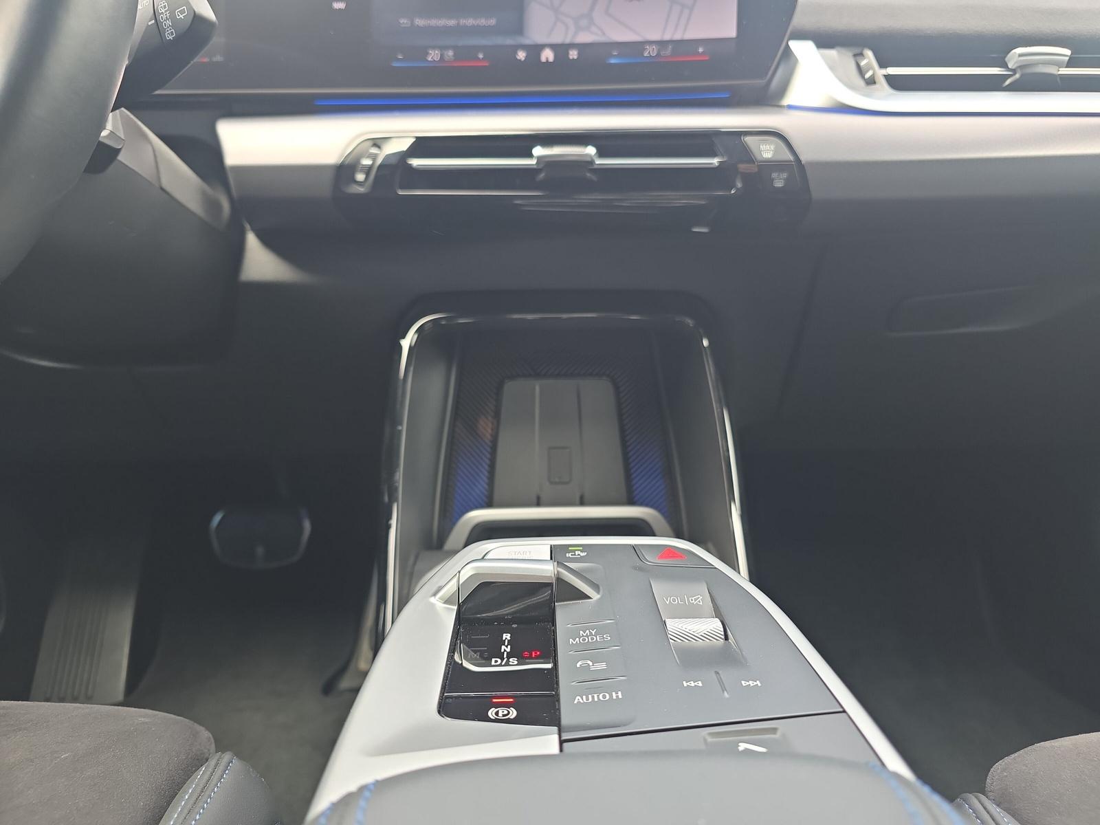 BMW X1 23i M Sport xDrive U11 (CH) AHK-image-17