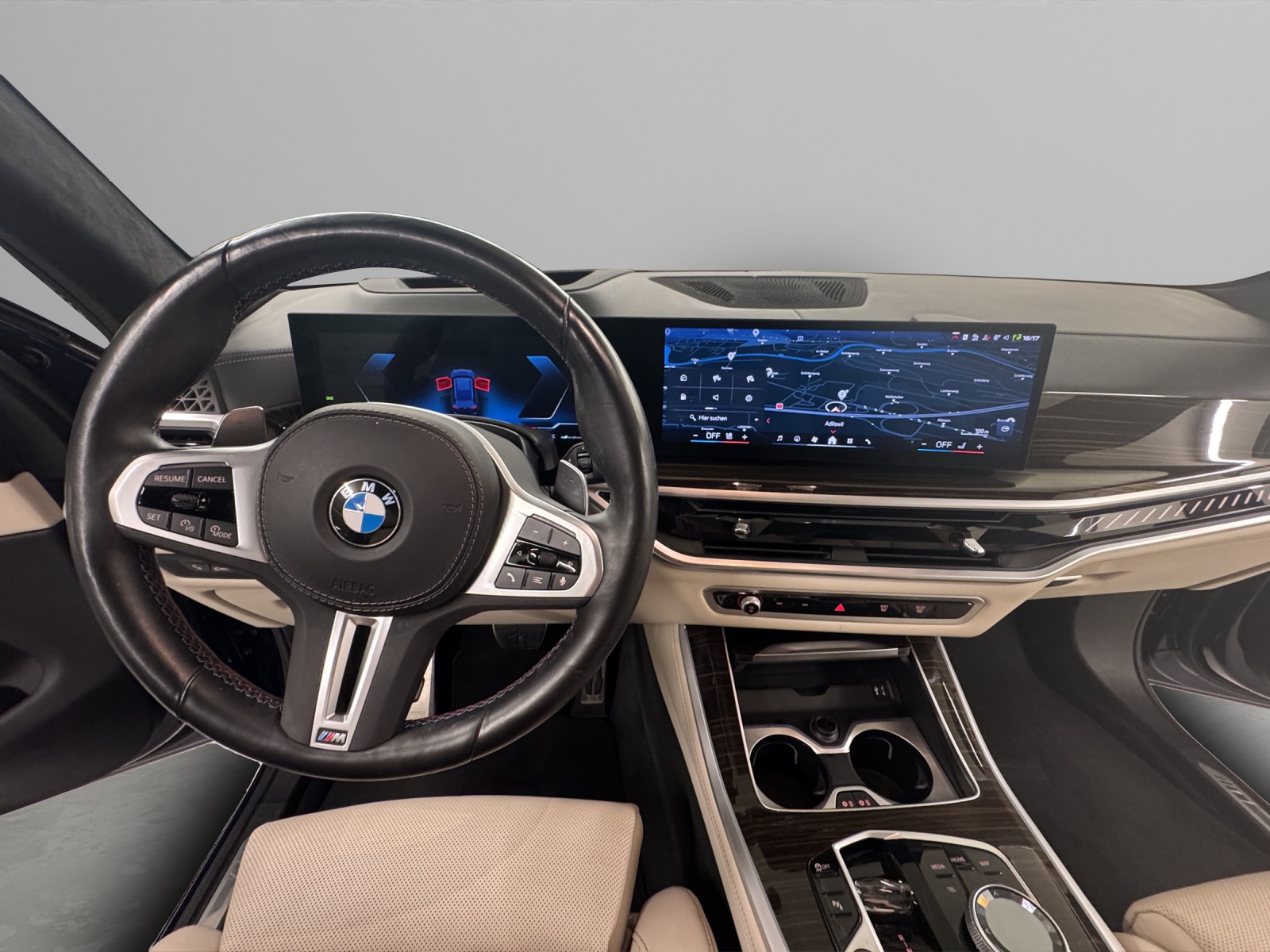 BMW X5 M60i xDrive-image-18
