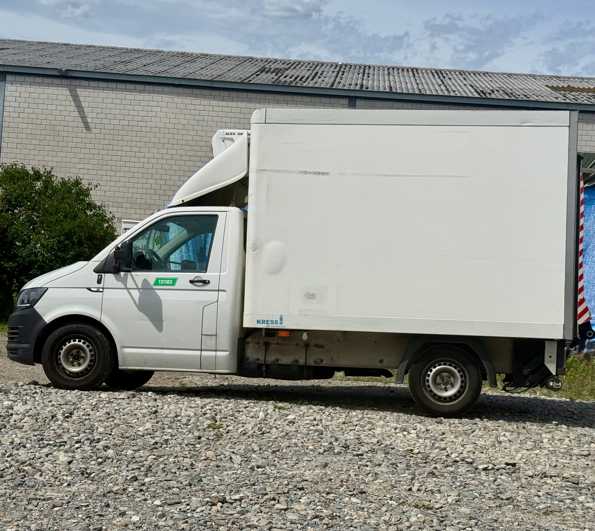 VW T6 2.0 TDI Kühlwagen mit Hebebühne-image-2