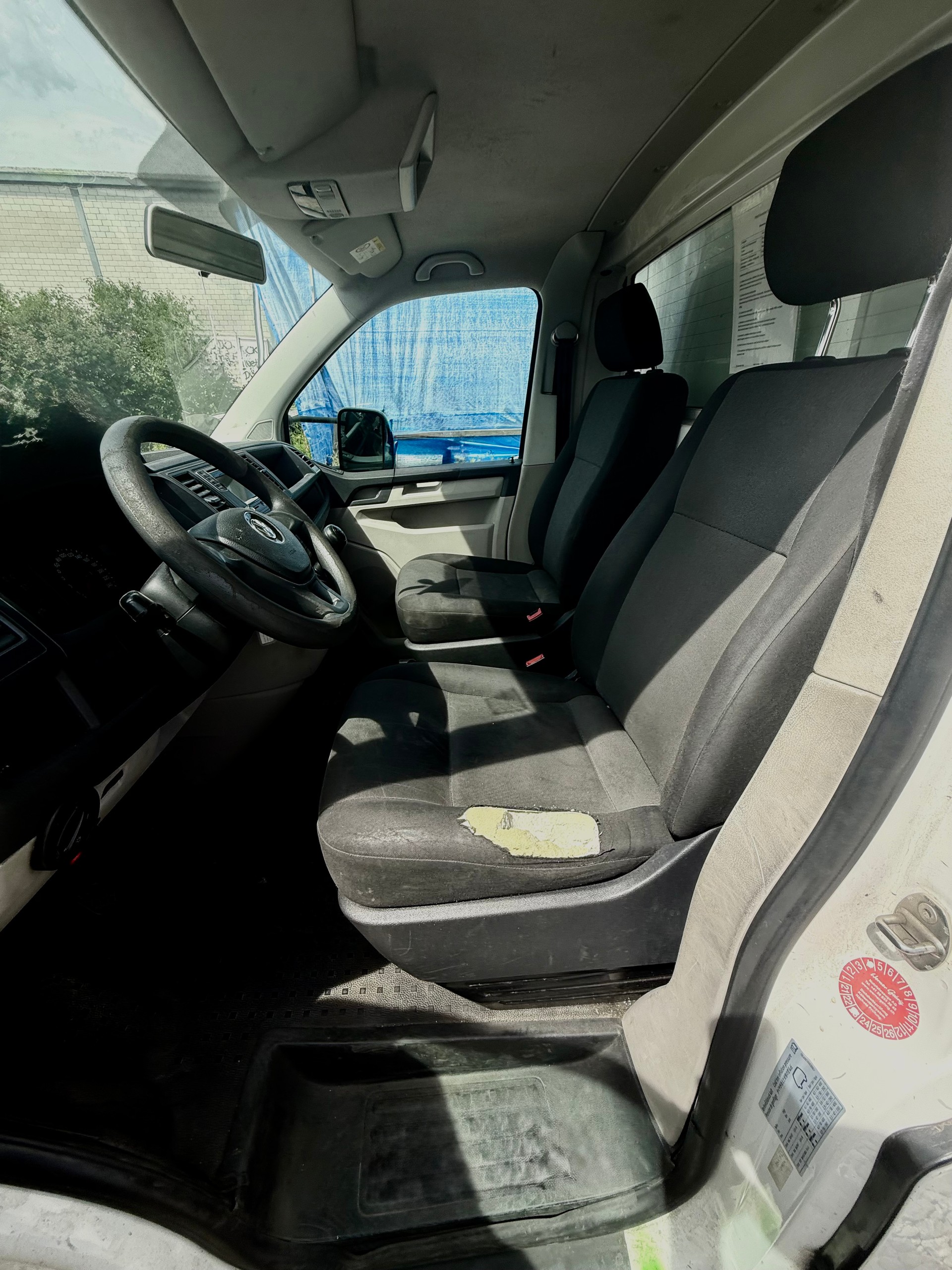 VW T6 2.0 TDI Kühlwagen mit Hebebühne-image-6