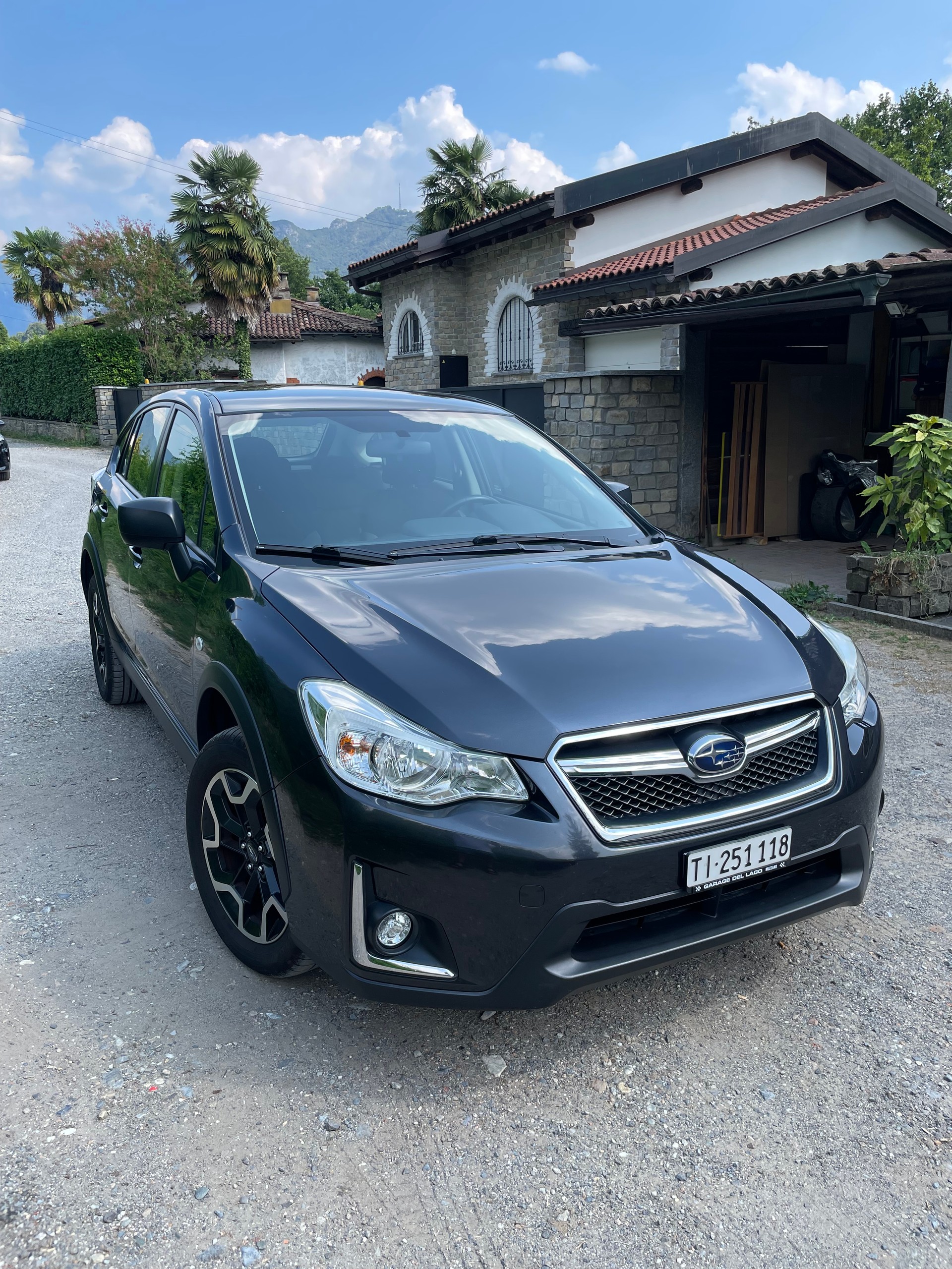 SUBARU 1.6i Swiss One-image-0