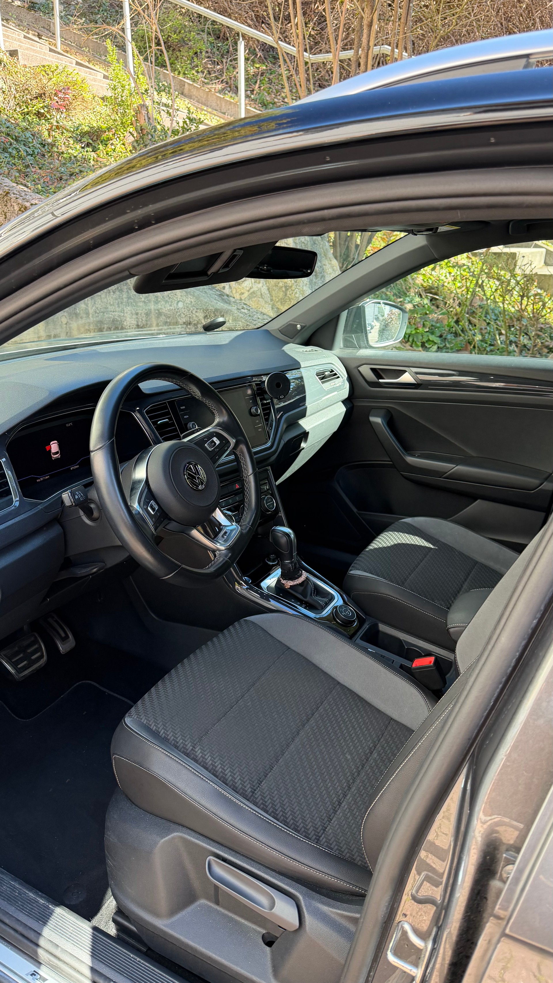 VW 2.0 TSI Sport DSG 4motion-image-1