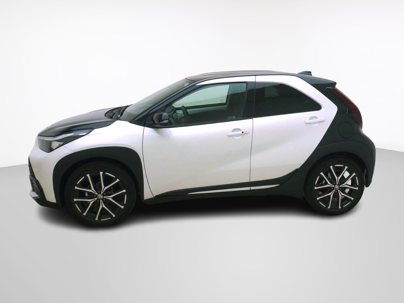TOYOTA Aygo X 1.5 VVT-i HSD GR Sport ** mit JBL HiFi 😎 **-image-1