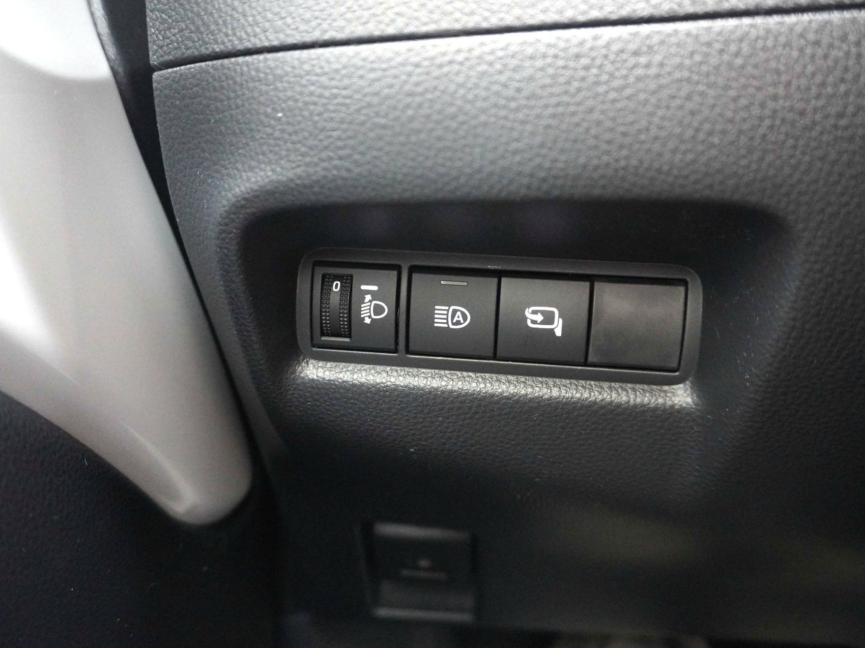 TOYOTA Aygo X 1.5 VVT-i HSD GR Sport ** mit JBL HiFi 😎 **-image-14