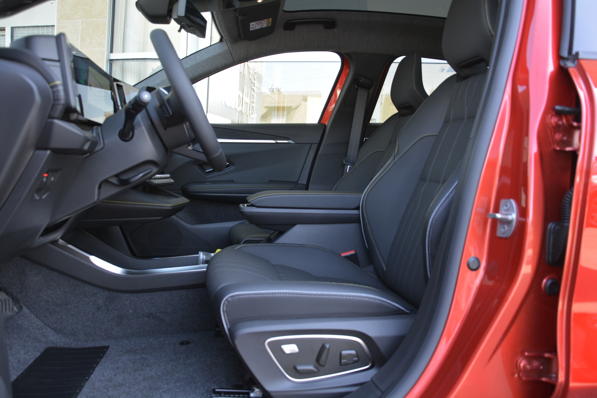 RENAULT SCENIC E-TECH ELECTRIC iconic 220 PS Long Range-image-9