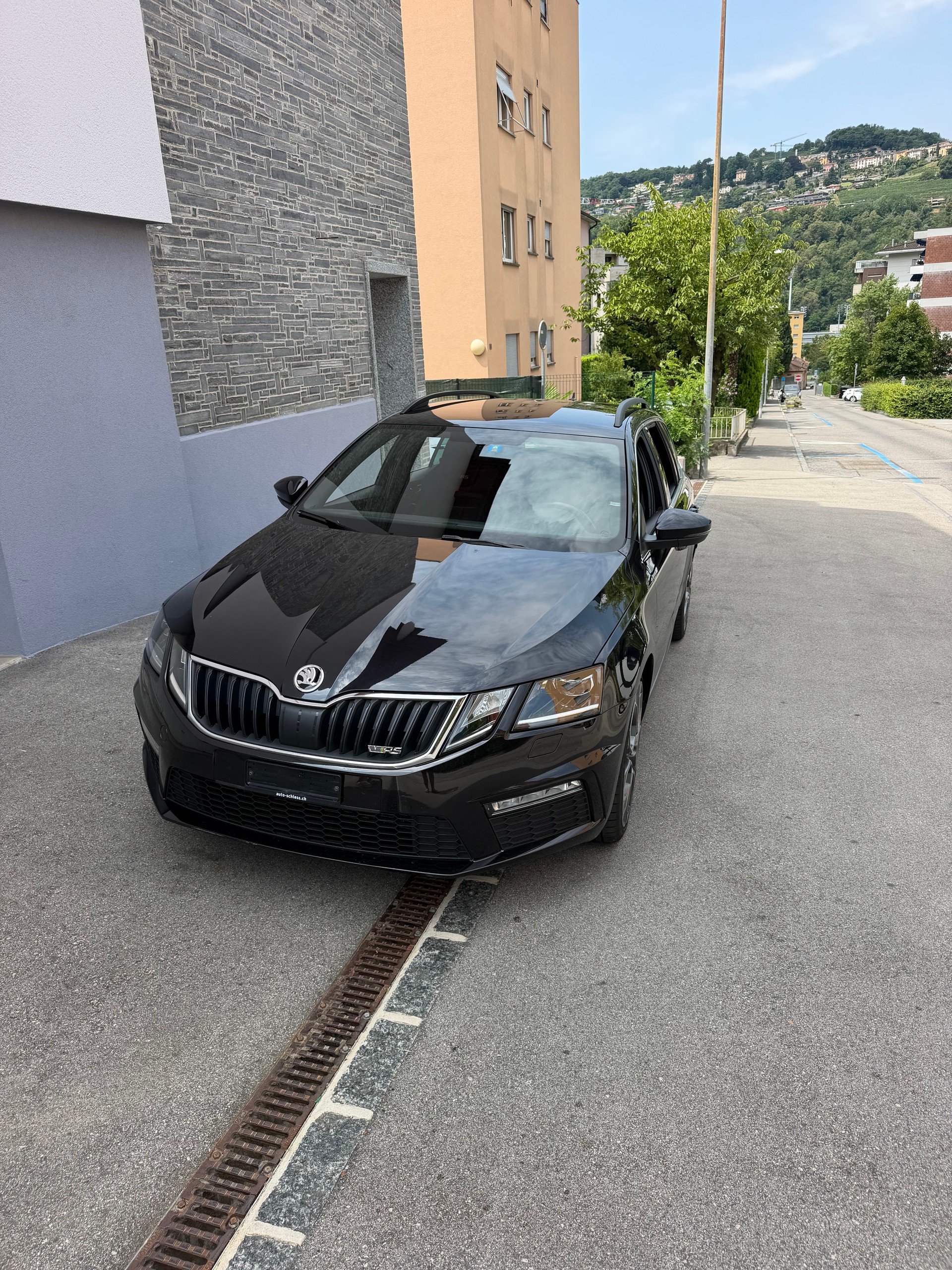 SKODA Octavia Combi 2.0 TSI RS DSG-image-0