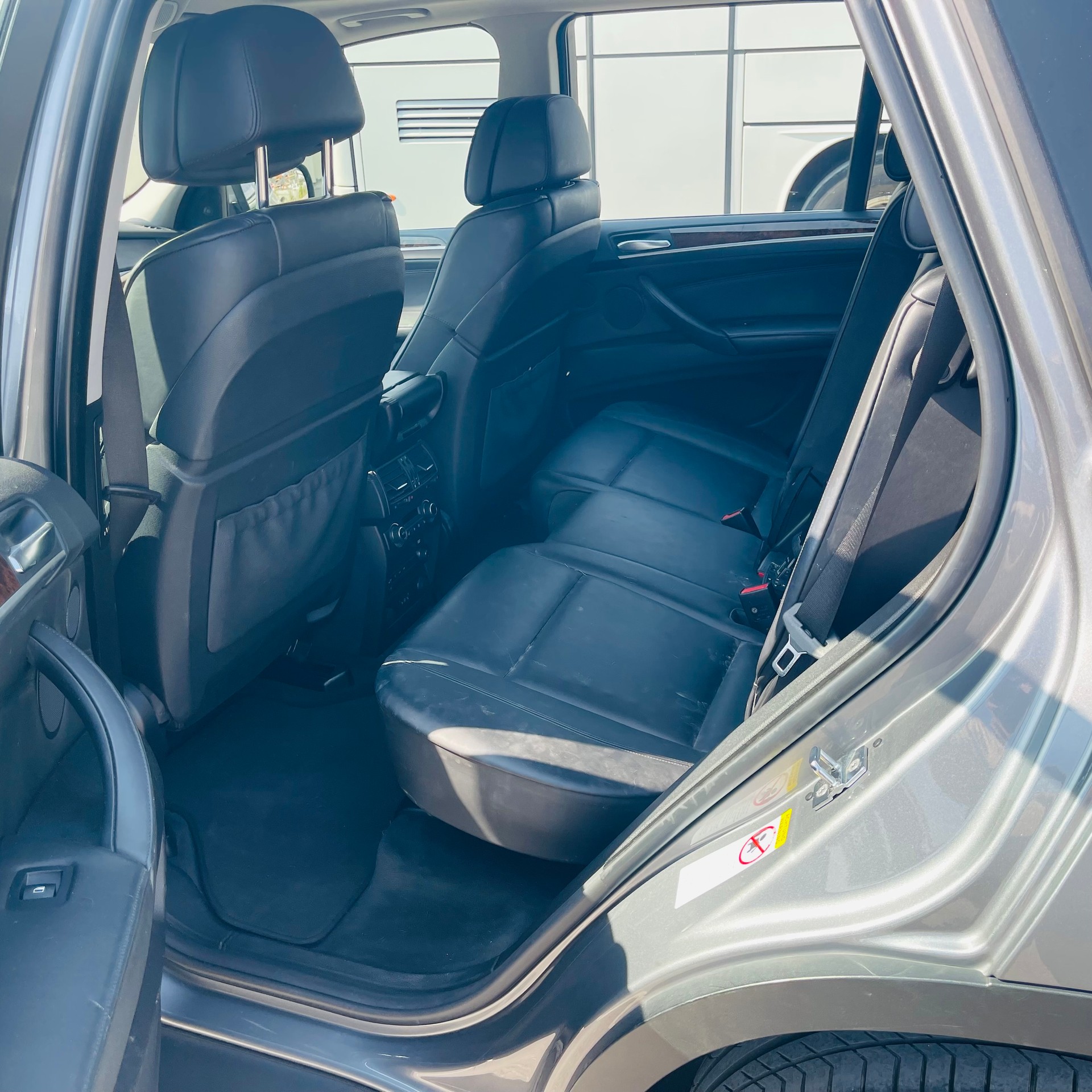 BMW X5 xDrive 48i (4.8i) Steptronic-image-12