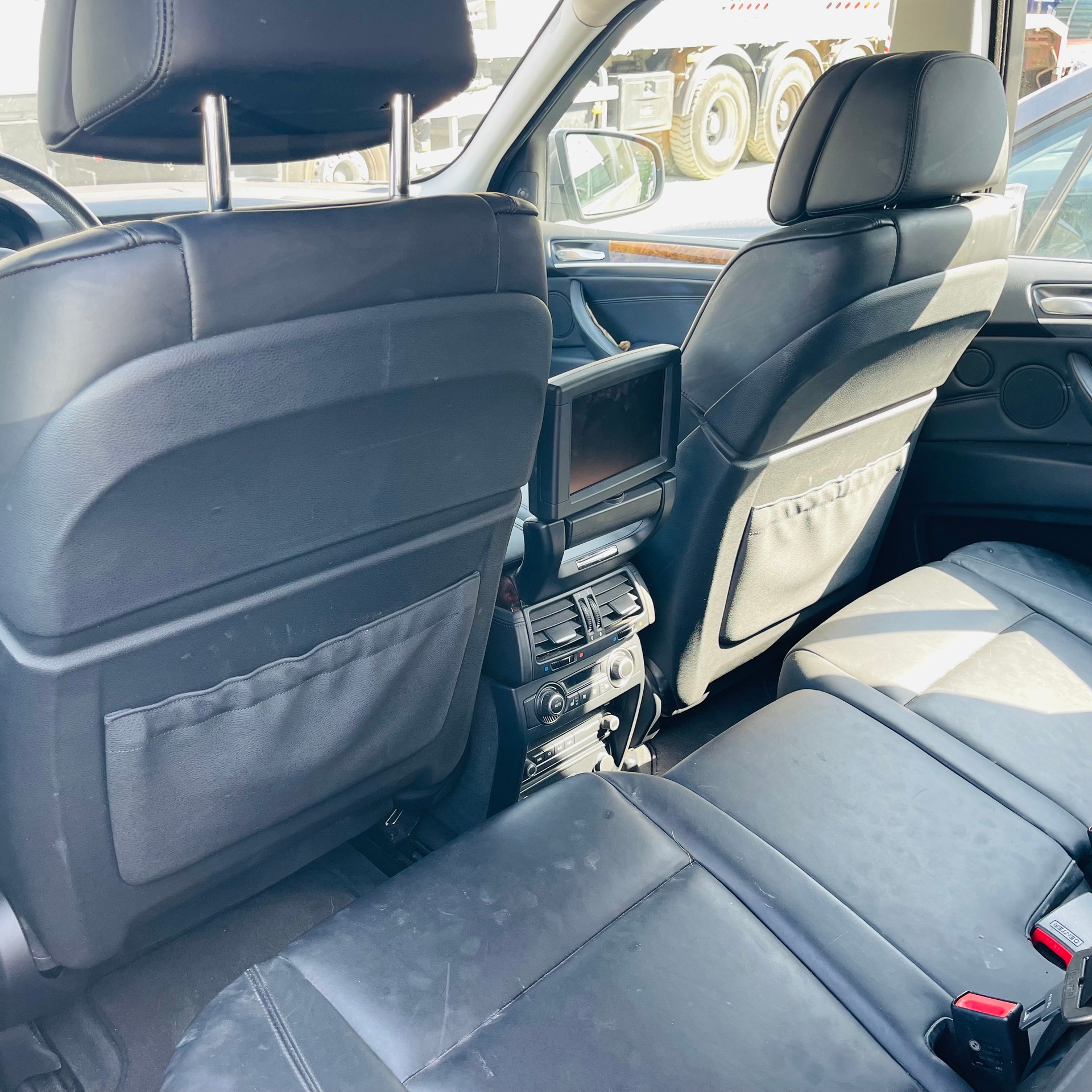 BMW X5 xDrive 48i (4.8i) Steptronic-image-10