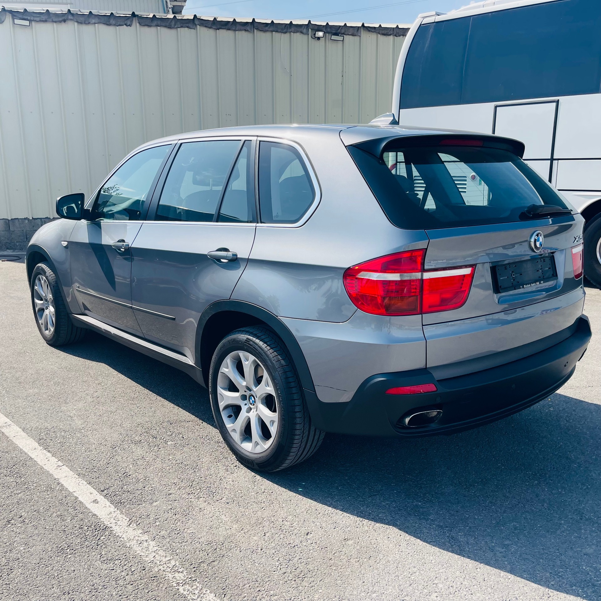 BMW X5 xDrive 48i (4.8i) Steptronic-image-3