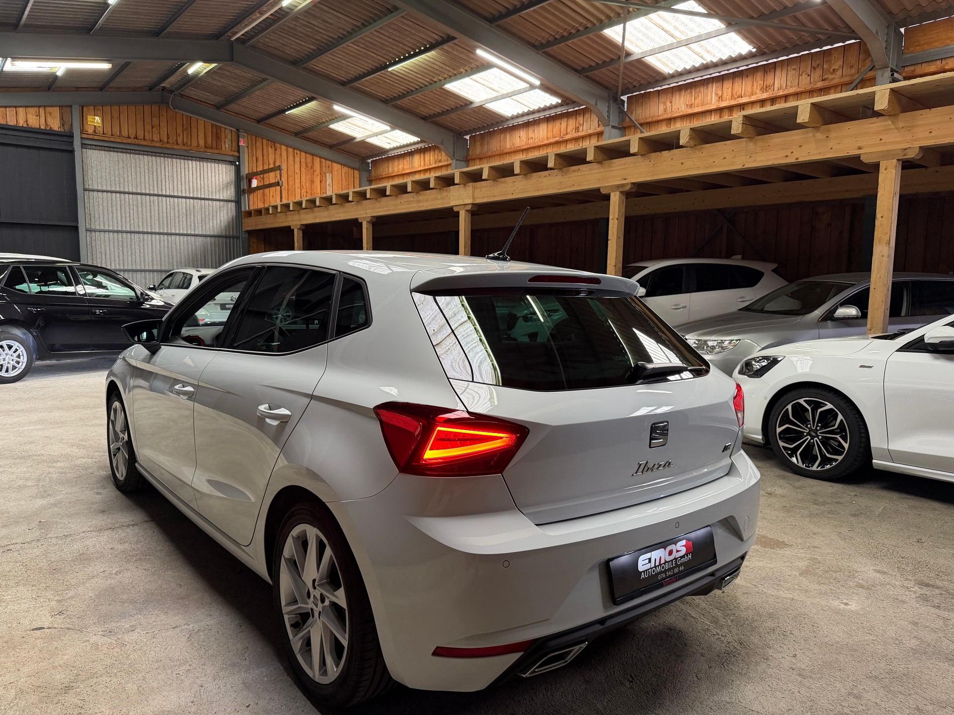 SEAT Ibiza 1.0 EcoTSI Hola FR DSG-image-6