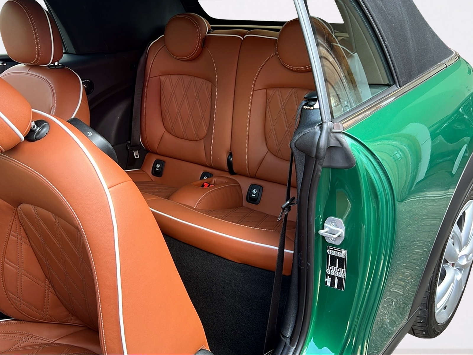 MINI Cooper S Cabriolet DKG-image-7