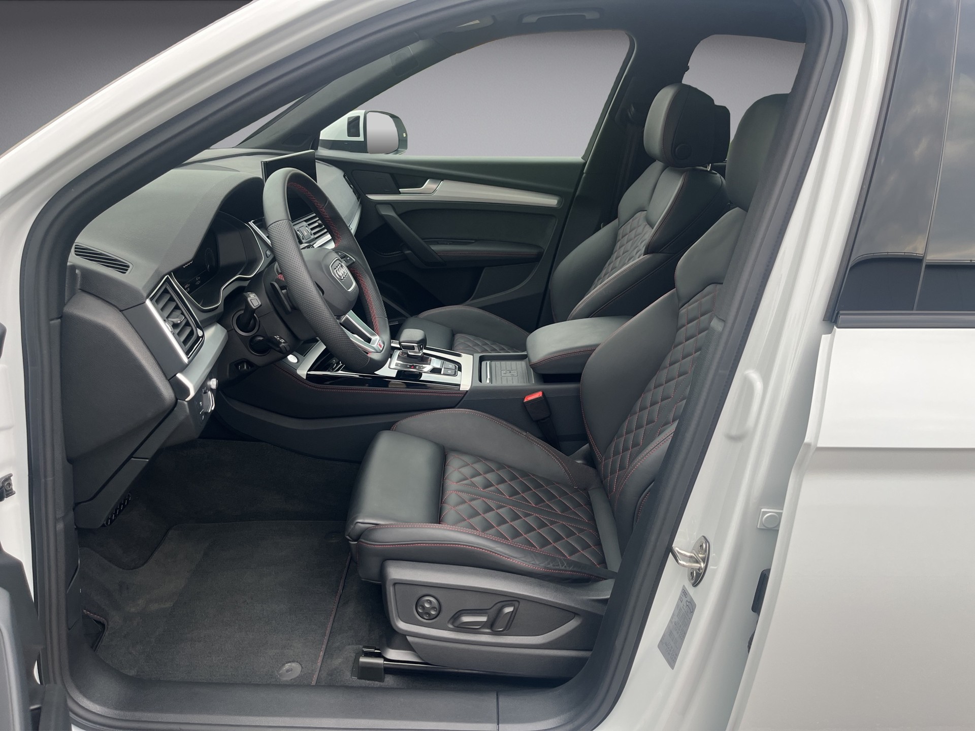 AUDI Q5 55 TFSI e PHEV S line quattro S-tronic*Buiness, Luftfederung, Head-up, B&O Sound, AHK, Panodach, (5-Jahre Garantie)-image-8