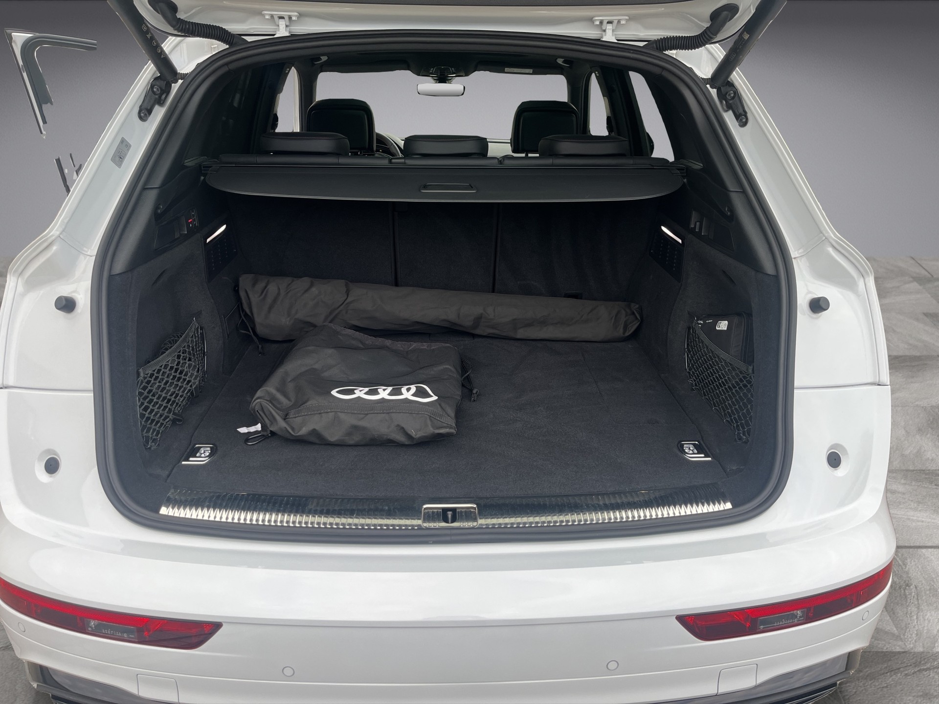 AUDI Q5 55 TFSI e PHEV S line quattro S-tronic*Buiness, Luftfederung, Head-up, B&O Sound, AHK, Panodach, (5-Jahre Garantie)-image-14