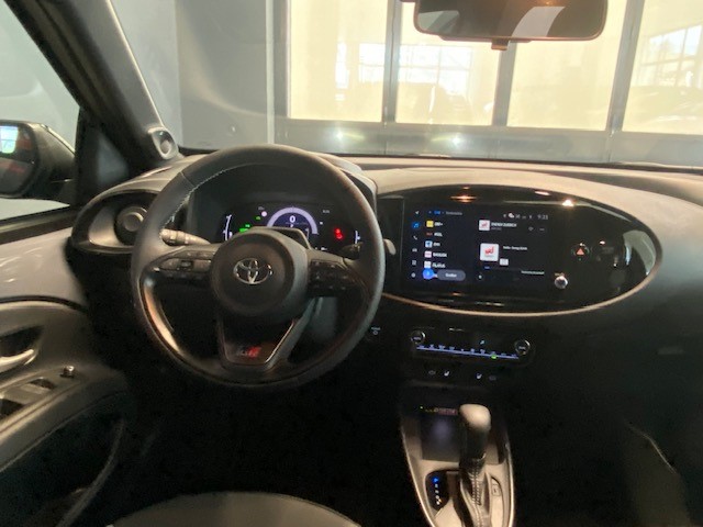 TOYOTA Aygo X 1.5 VVT-i HSD GR Sport-image-9