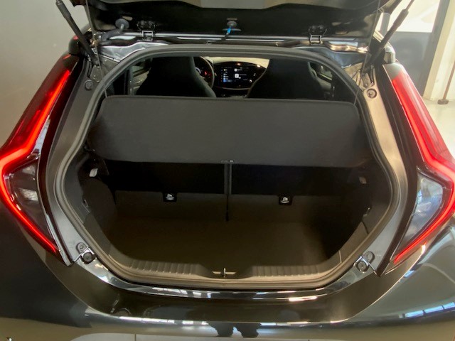 TOYOTA Aygo X 1.5 VVT-i HSD GR Sport-image-6