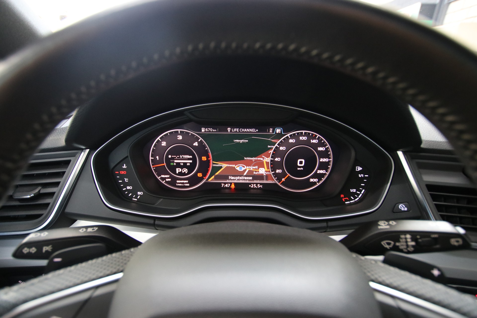 AUDI Q5 *S-Line * 50 TDI sport quattro tiptronic-image-26