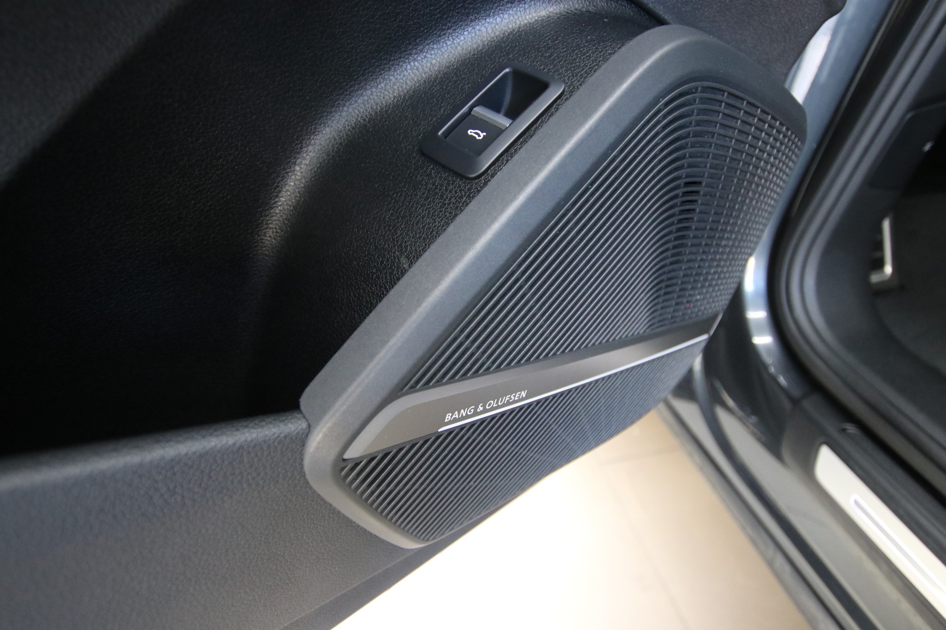 AUDI Q5 *S-Line * 50 TDI sport quattro tiptronic-image-29